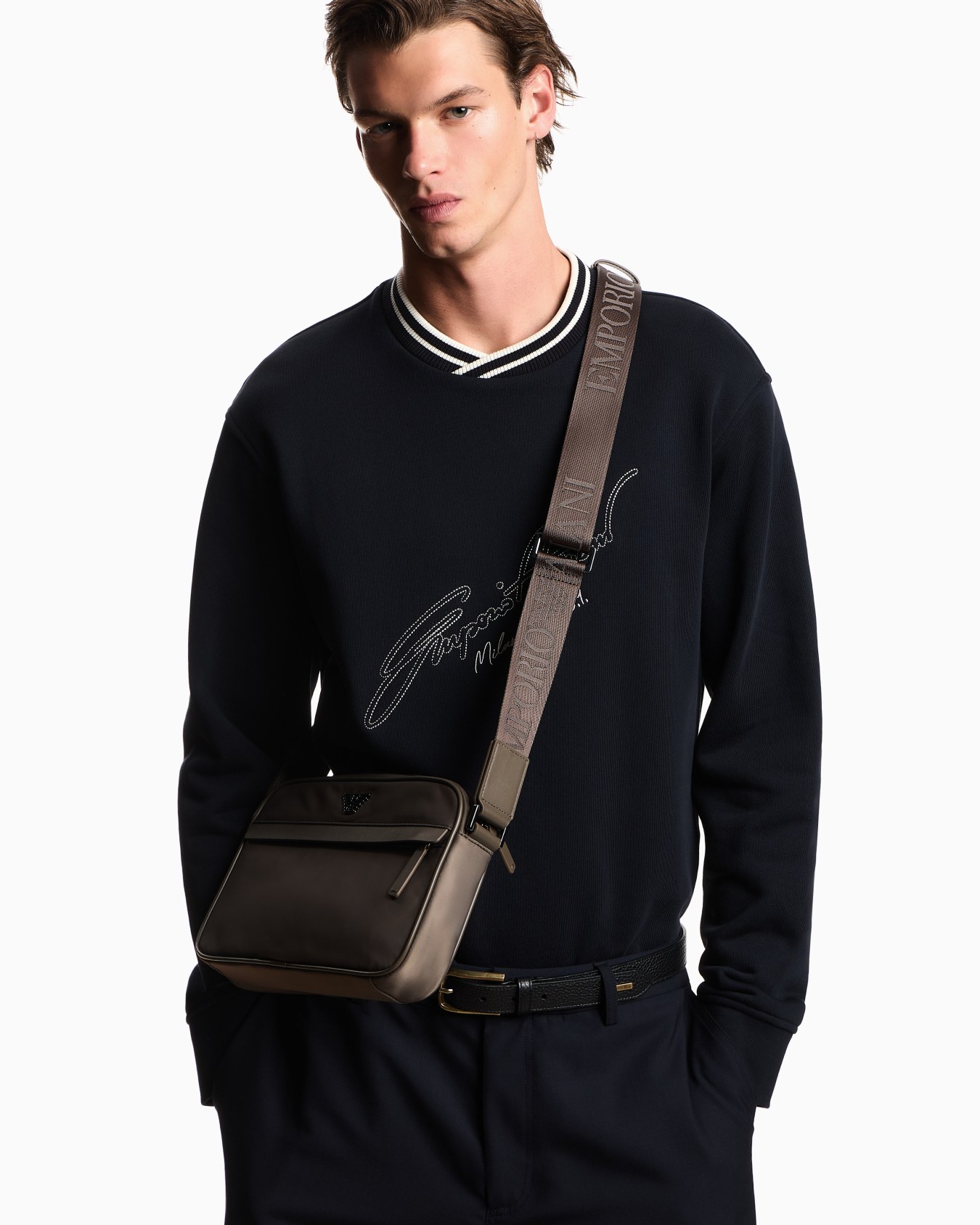 Bolso bandolera de nailon reciclado ASV Diapositiva 5