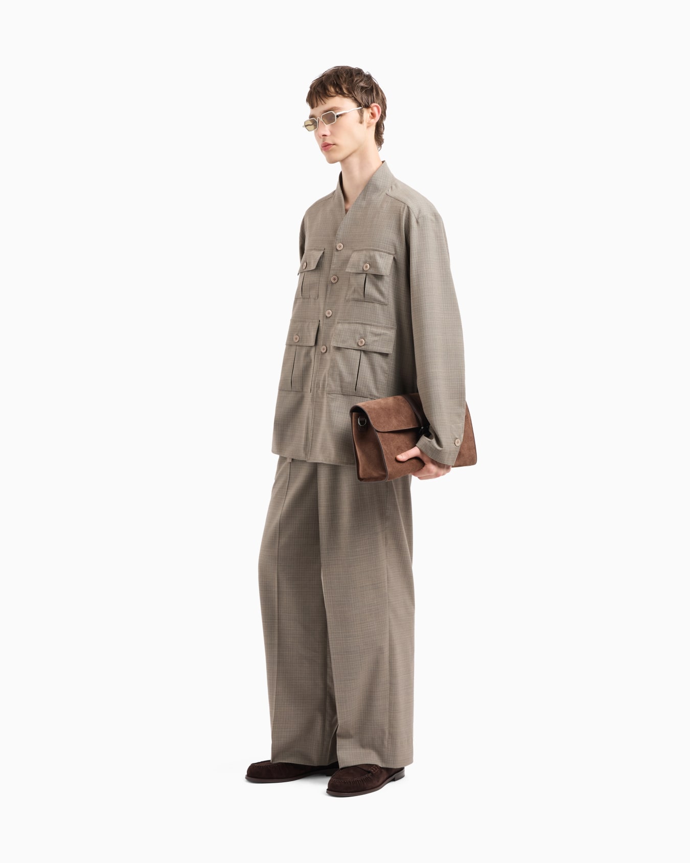 Shirt jacket in tropical light wool canvas Slide 2