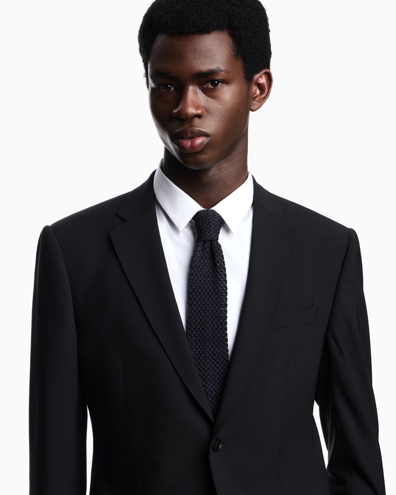 Pure silk knit tie with micro-perforations Slide 2