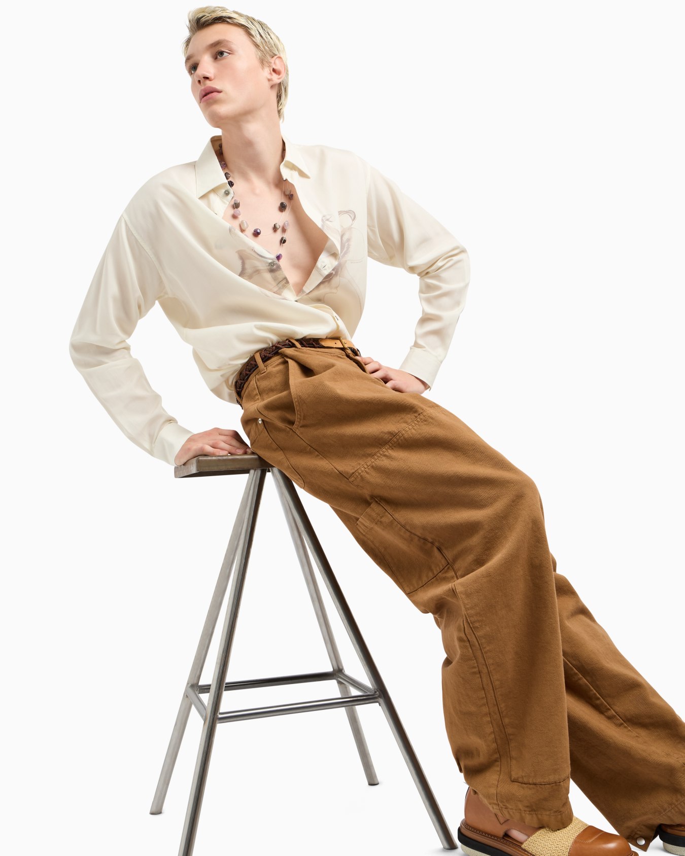 Wide-leg trousers in denim-effect fabric Slide 5