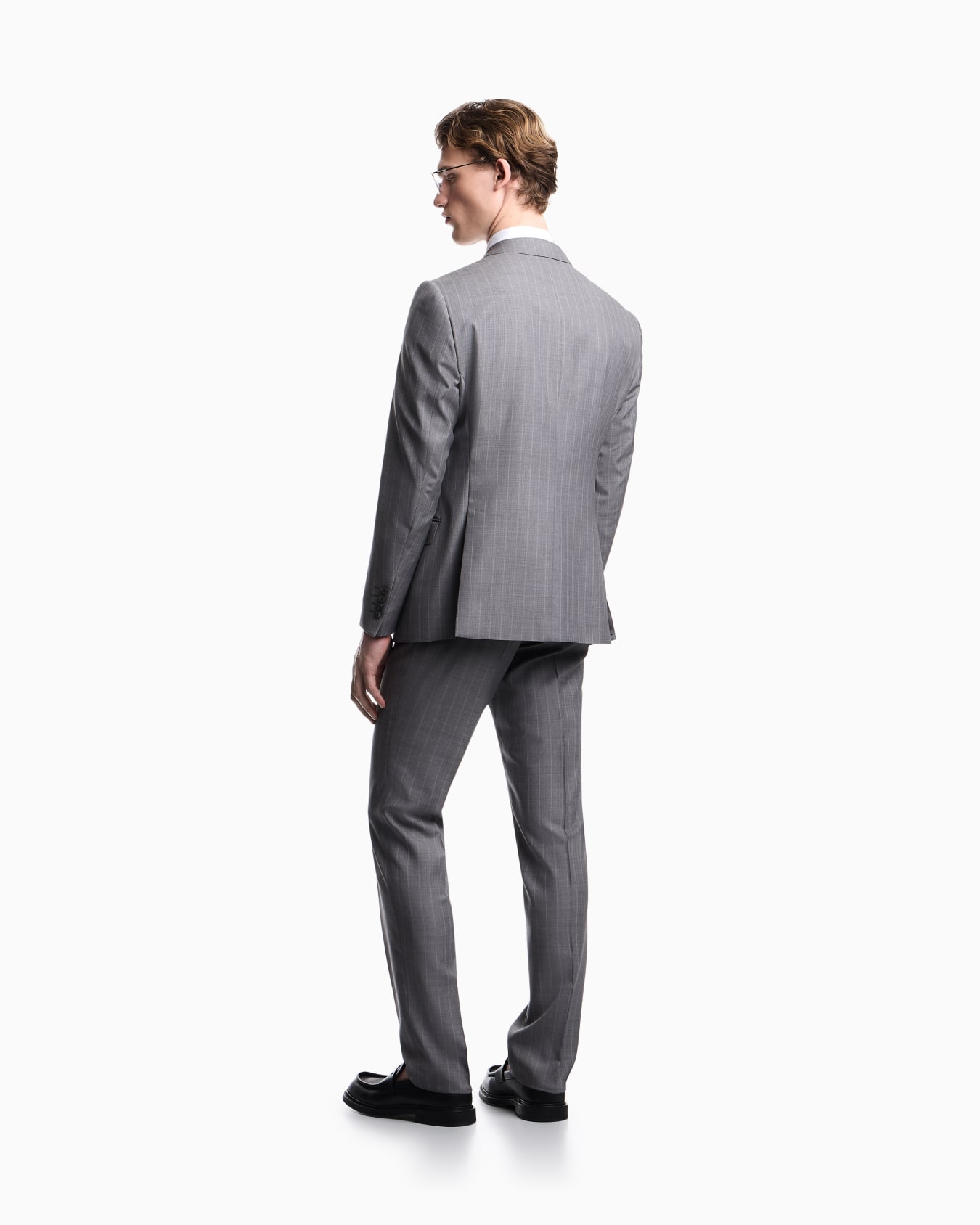 Einreihiger Anzug aus superfeiner Wolle mit Streifenmuster Folie 2