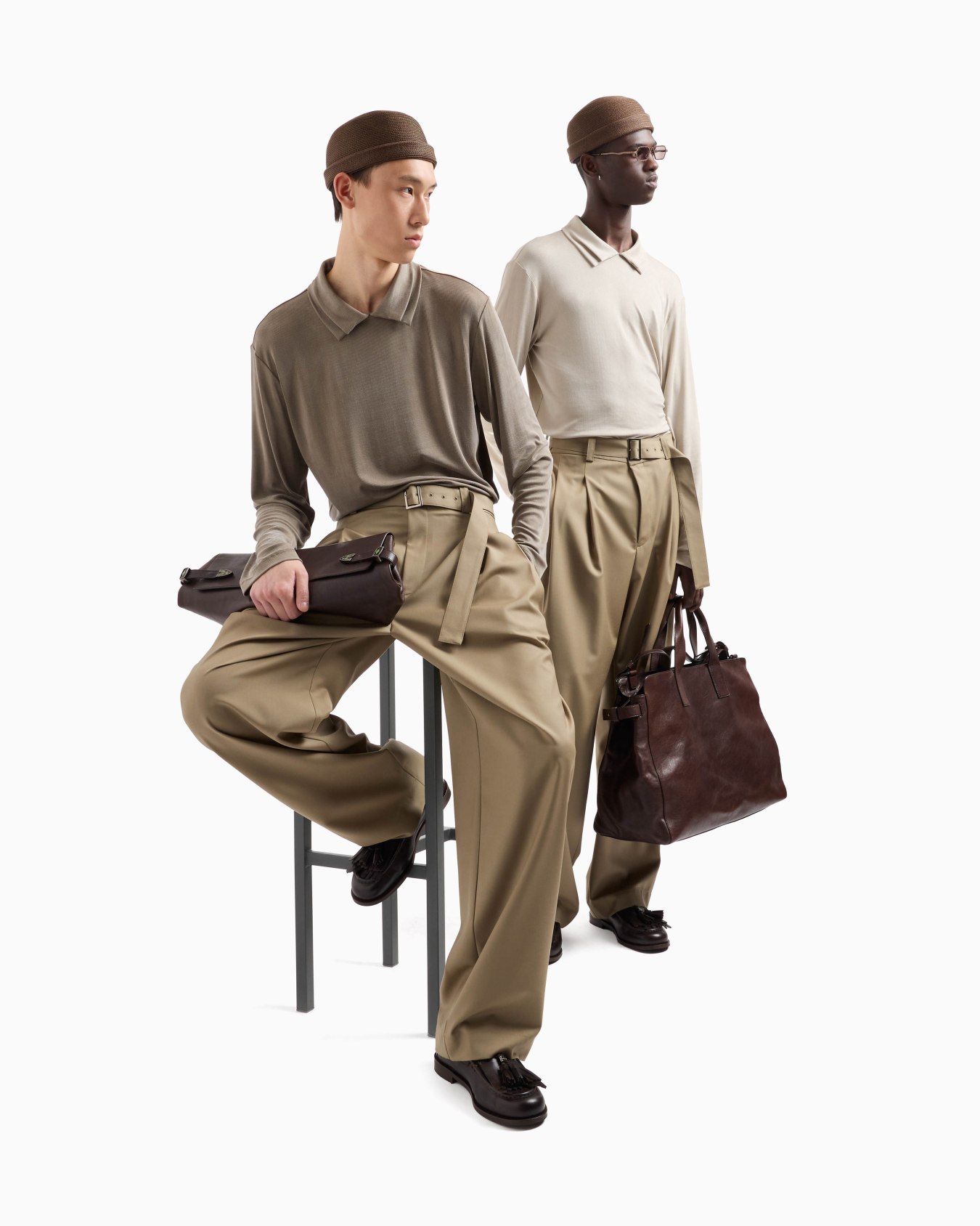Pantalones con cinturón de tela de lana fría tropical Diapositiva 1