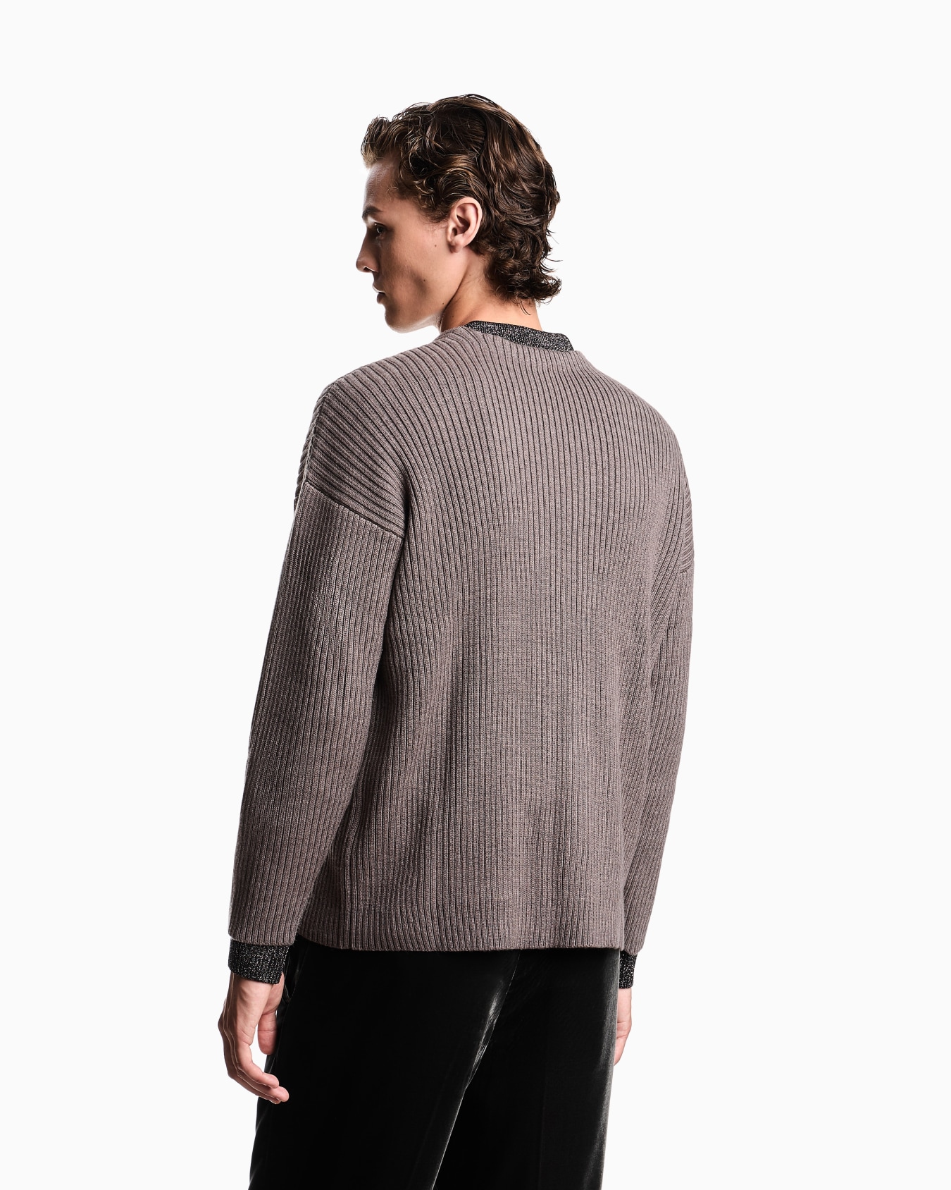 Ribbed wool-blend V-neck cardigan Slide 2