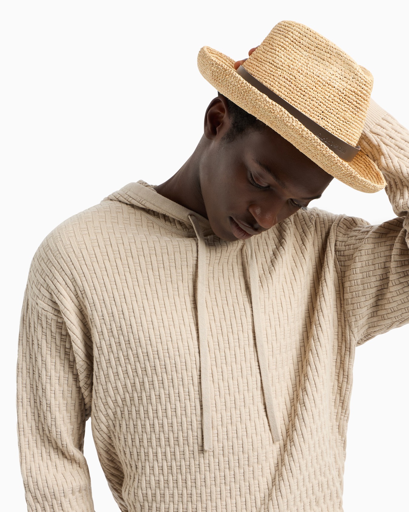 Woven raffia hat Slide 3