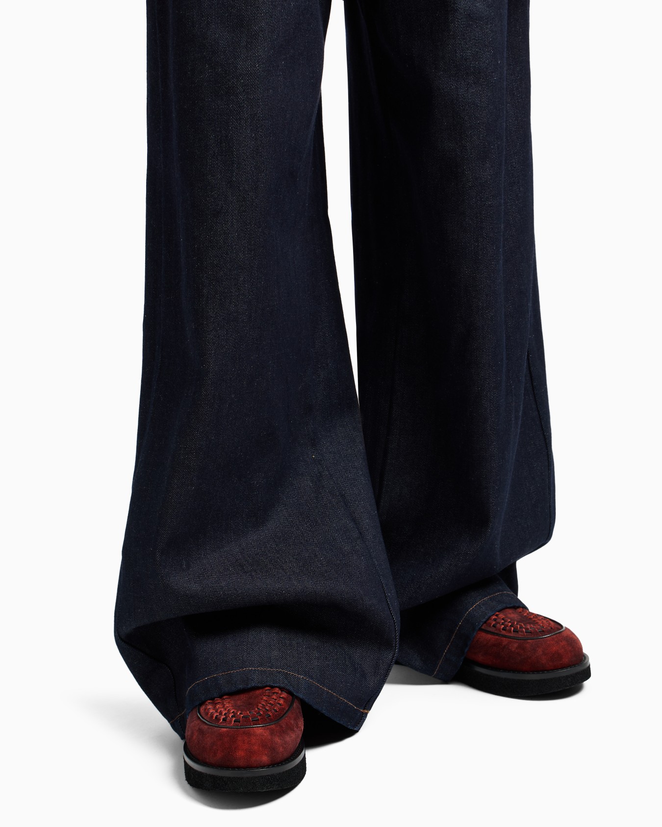 New York Capsule Collection organic denim jeans Slide 5