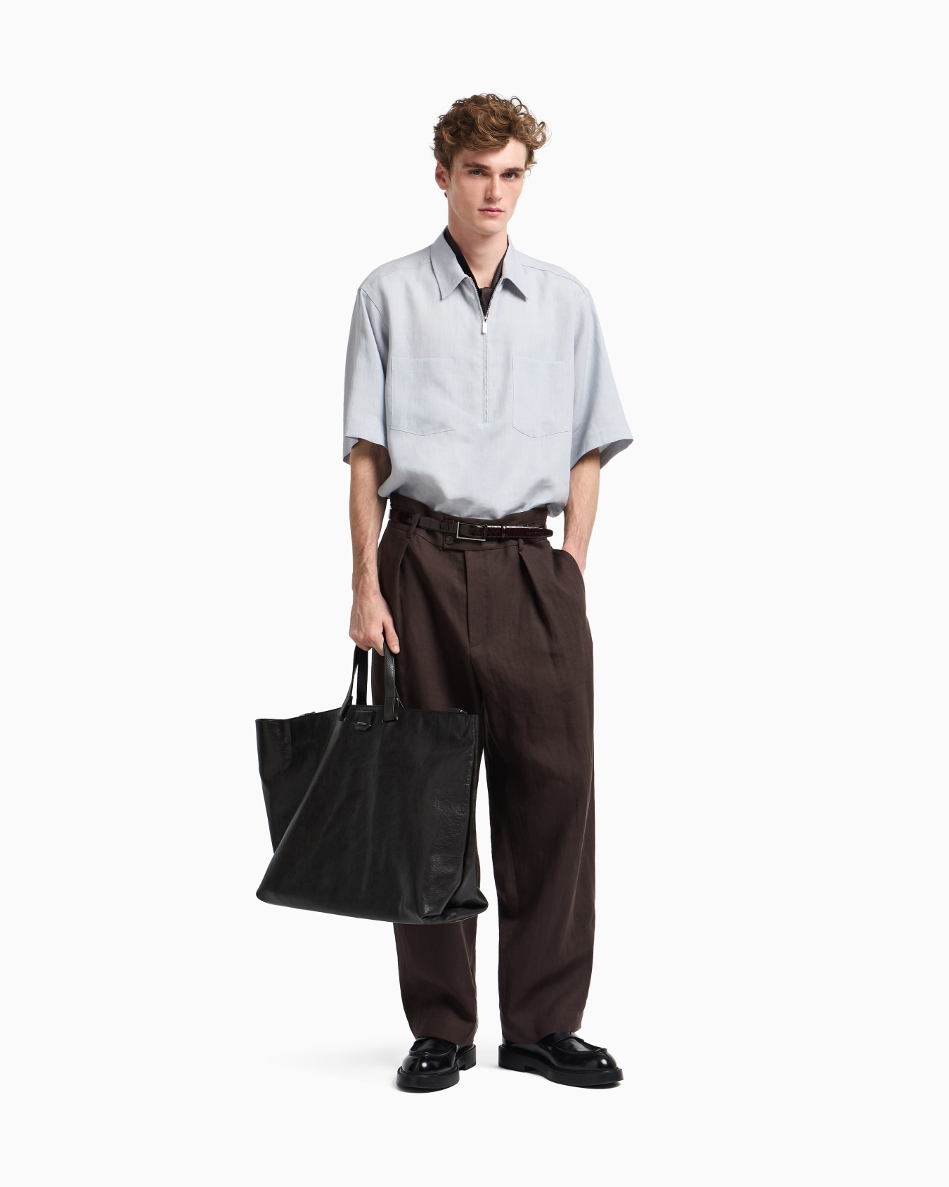 Pure linen shirt with partial zip Slide 2