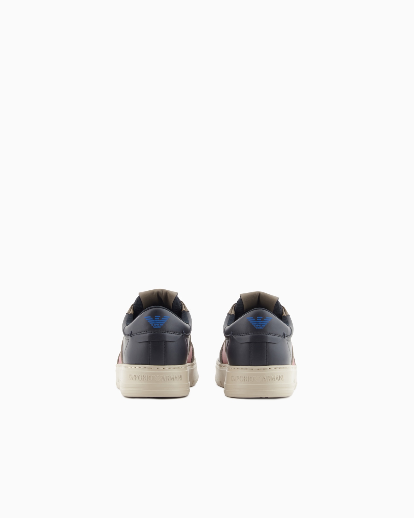 Leather sneakers with contrasting details Slide 3