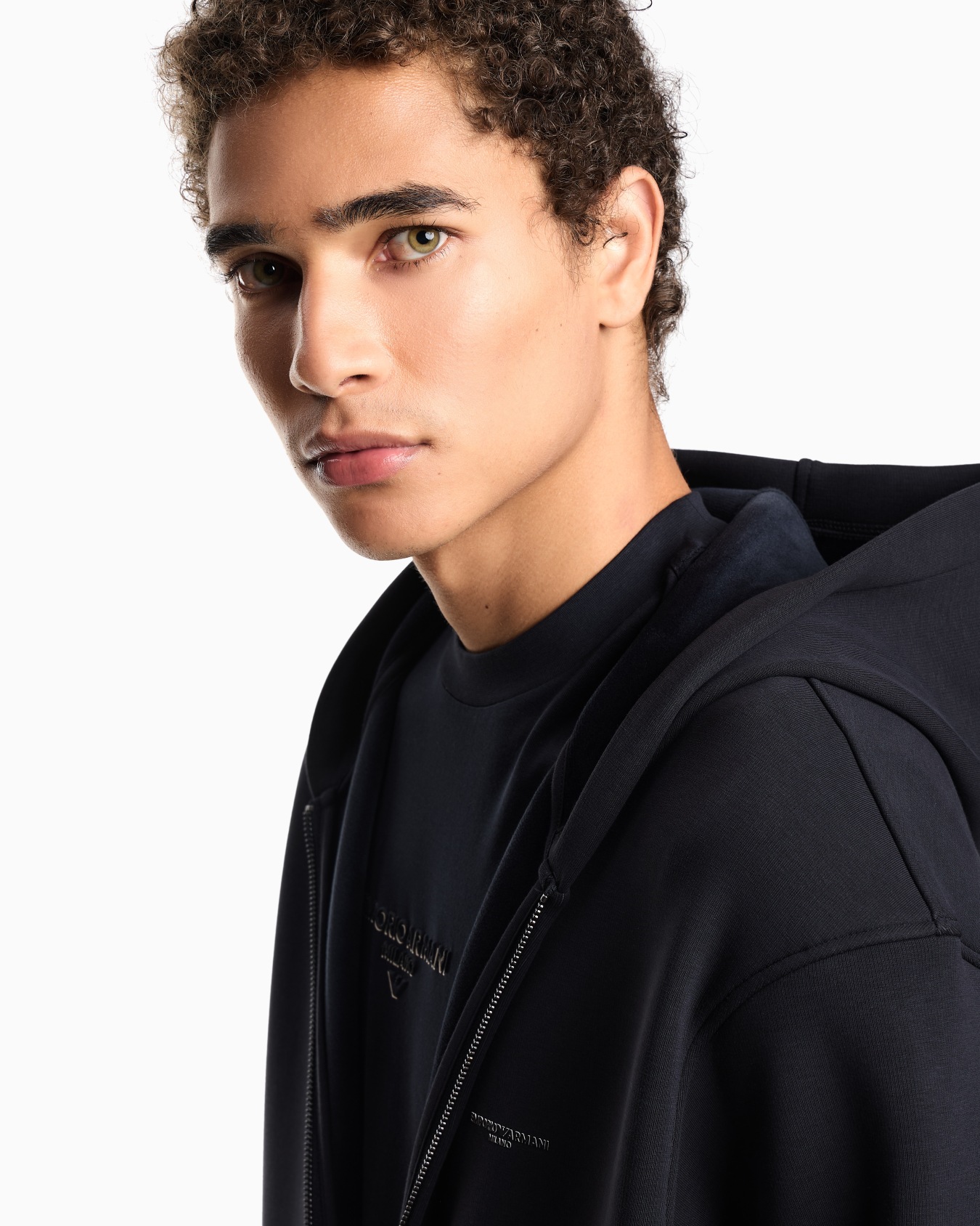 ASV Sweatshirt mit Reißverschluss und Kapuze, gefertigt aus einer Lyocell-Mischung aus gebondetem Jersey Folie 5