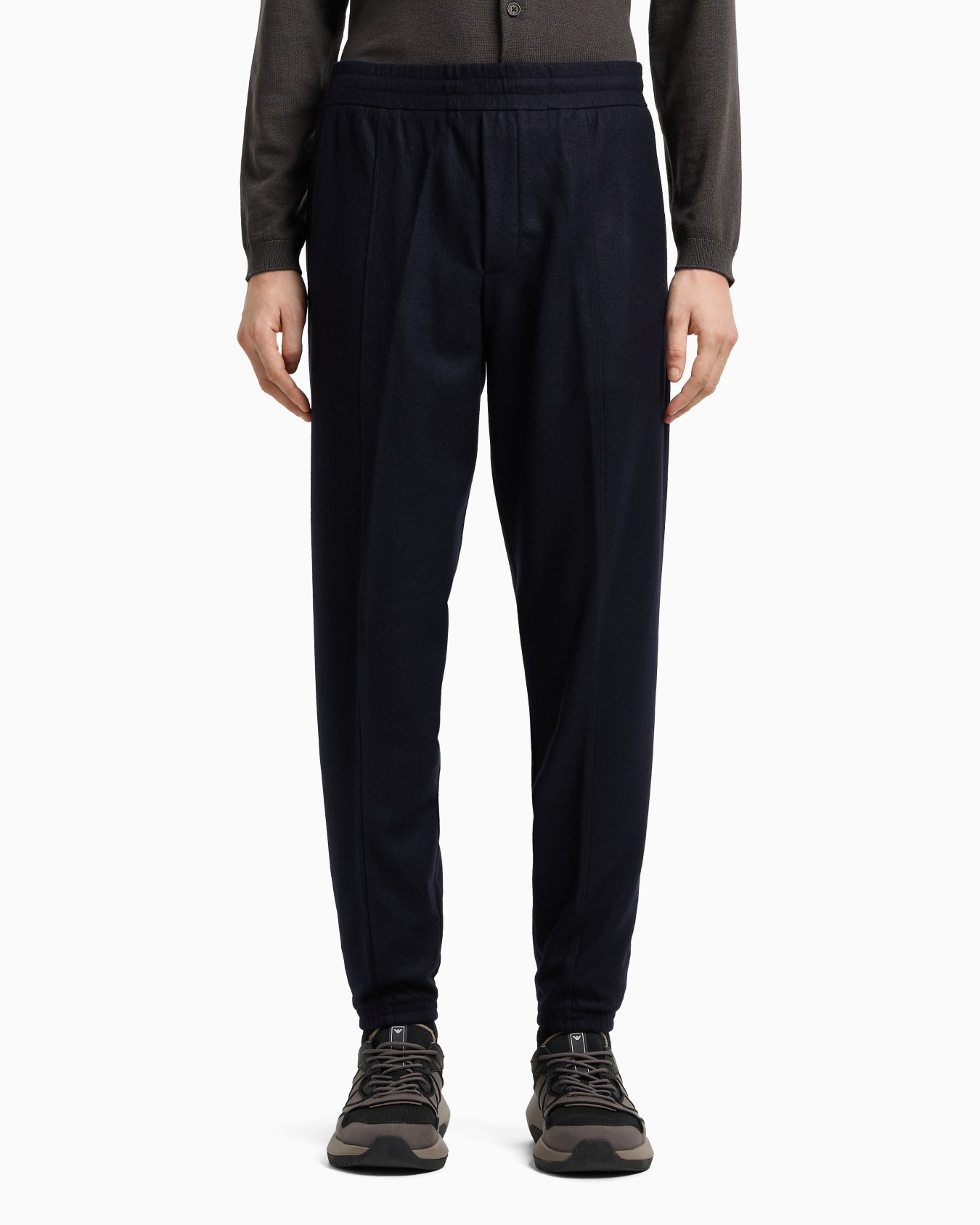 Travel Essential Jogginghose aus Schurwoll-Flanell Folie 4