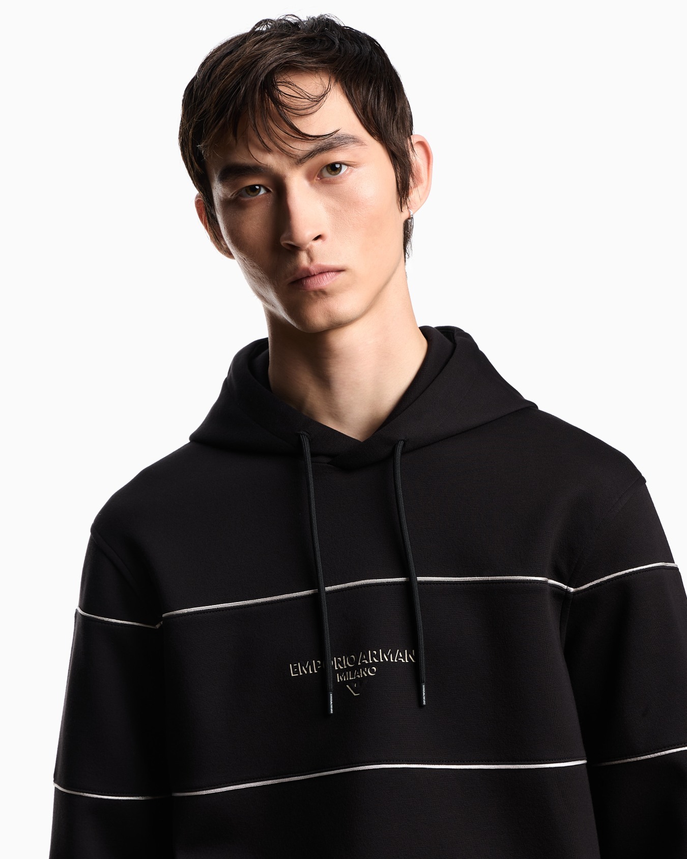 Double-jersey hooded sweatshirt with 3D-effect logo Slide 4