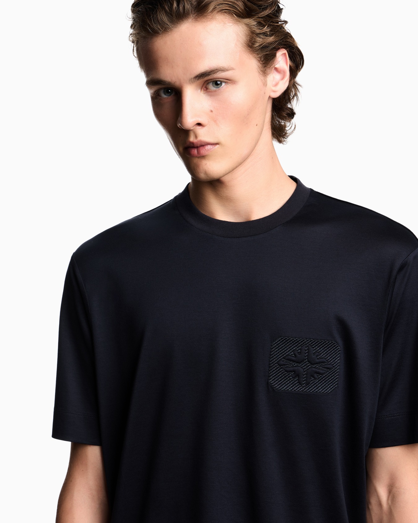 Camiseta de lyocell con logotipo abombado de águila en relieve ASV Diapositiva 5