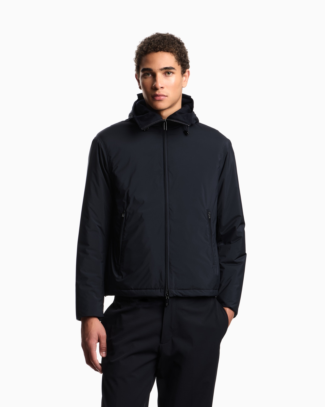 Travel Essentials water-repellent nylon hooded jacket Slide 3