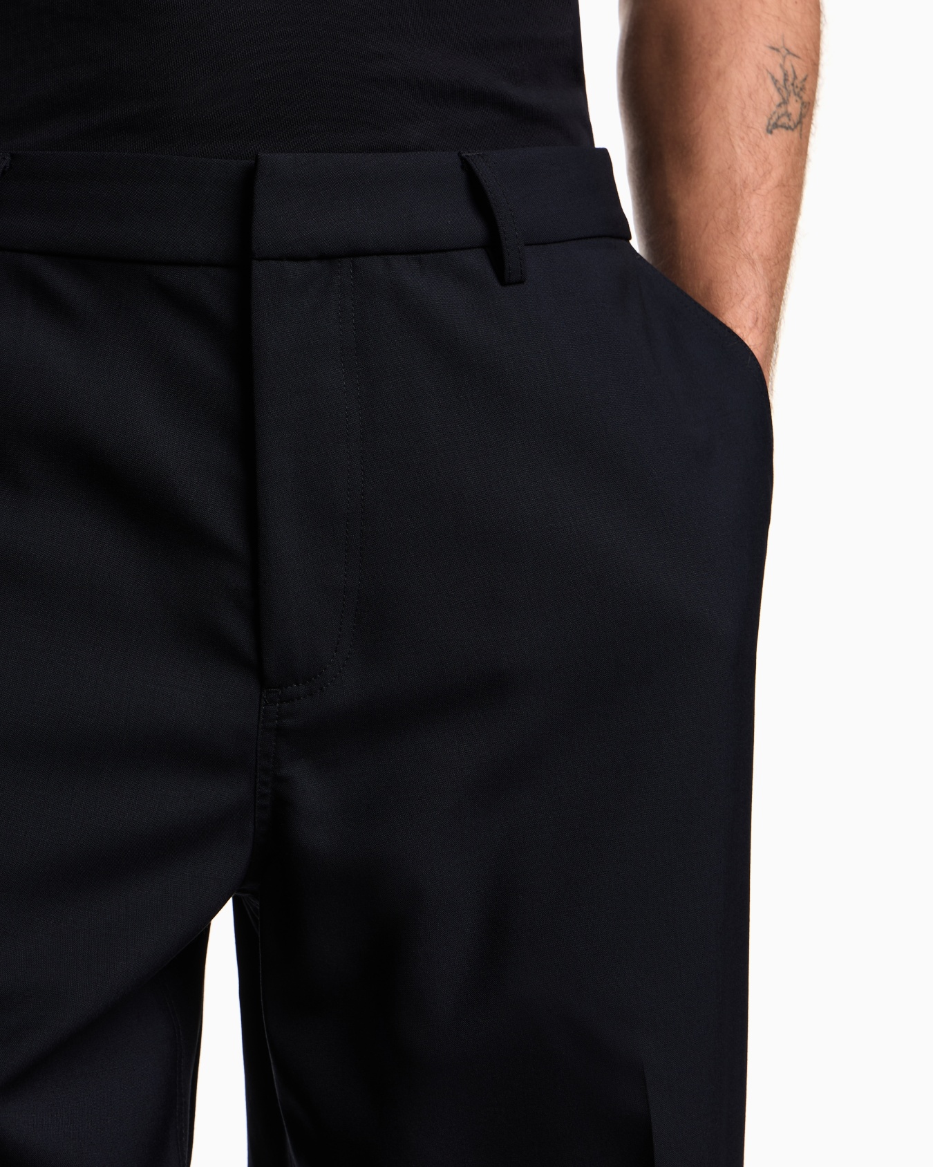 Trousers in fresh virgin wool Slide 4