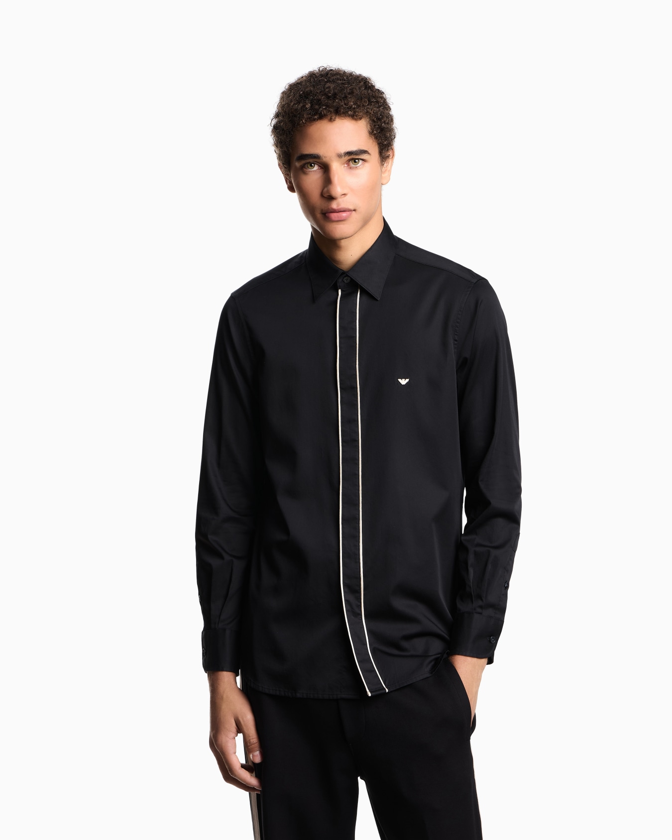 Pima cotton shirt with piping Slide 4