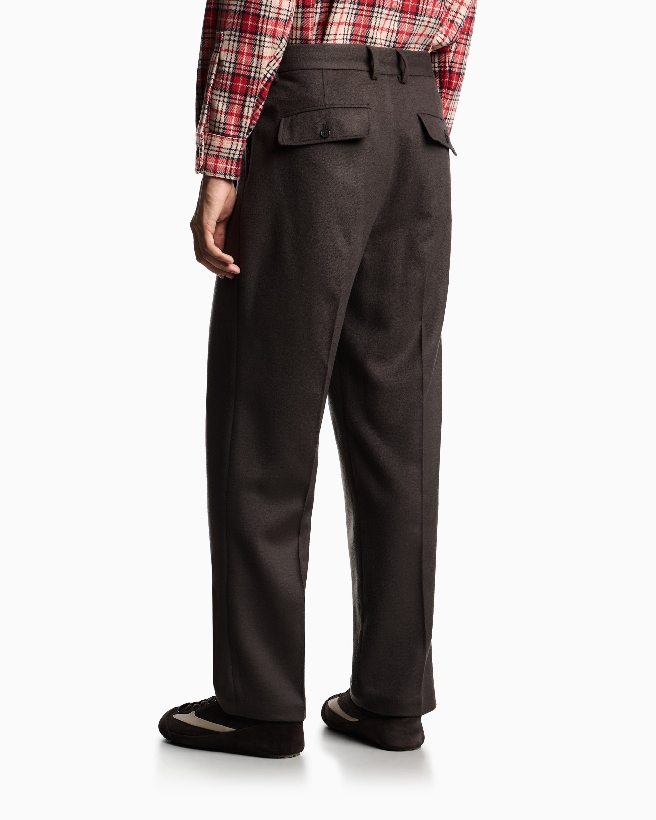 Virgin wool trousers with pleats  Slide 2