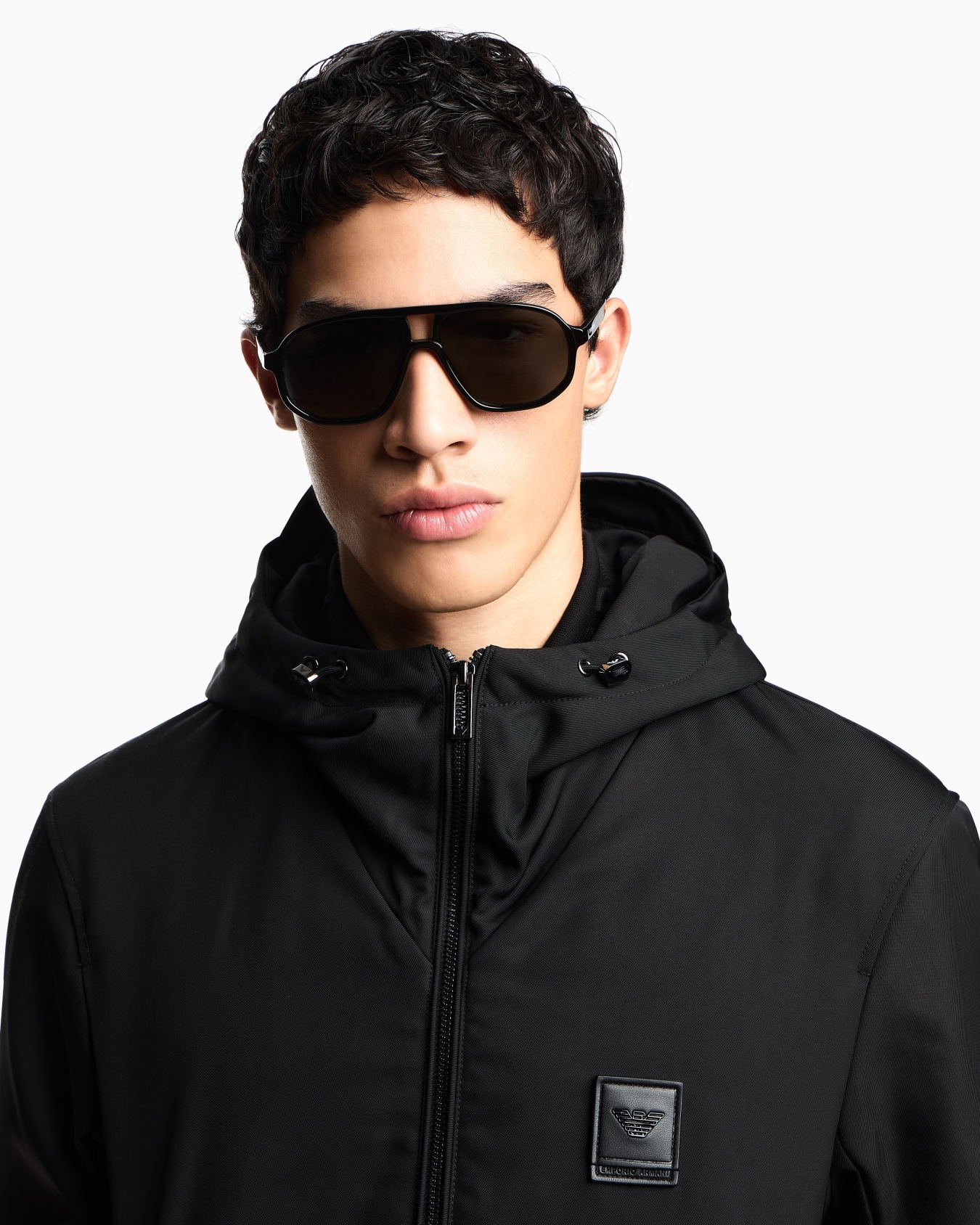 Nylon jacket with hood and visor Slide 4