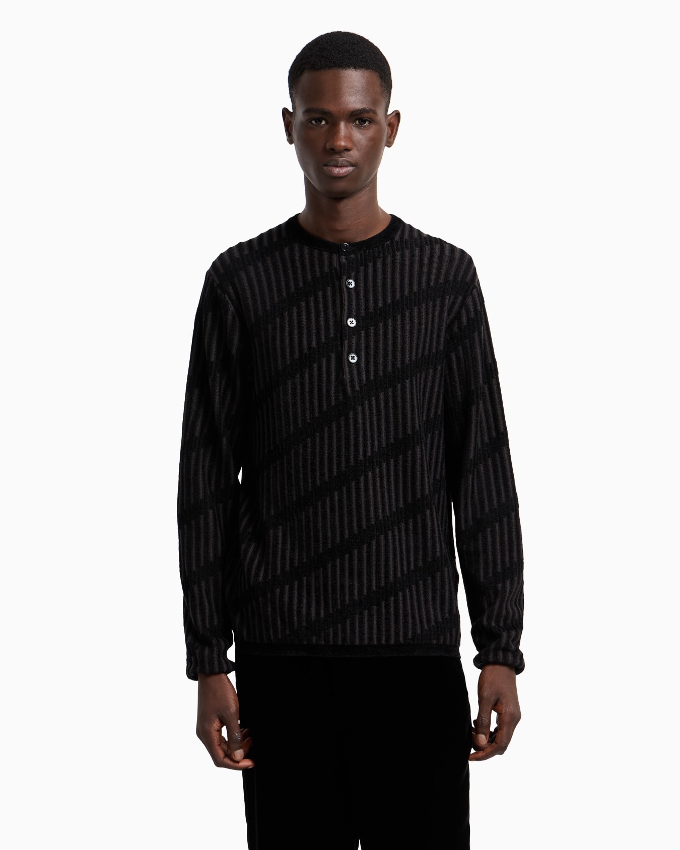 Henley collar jumper in two-tone jacquard chenille and wool Slide 4