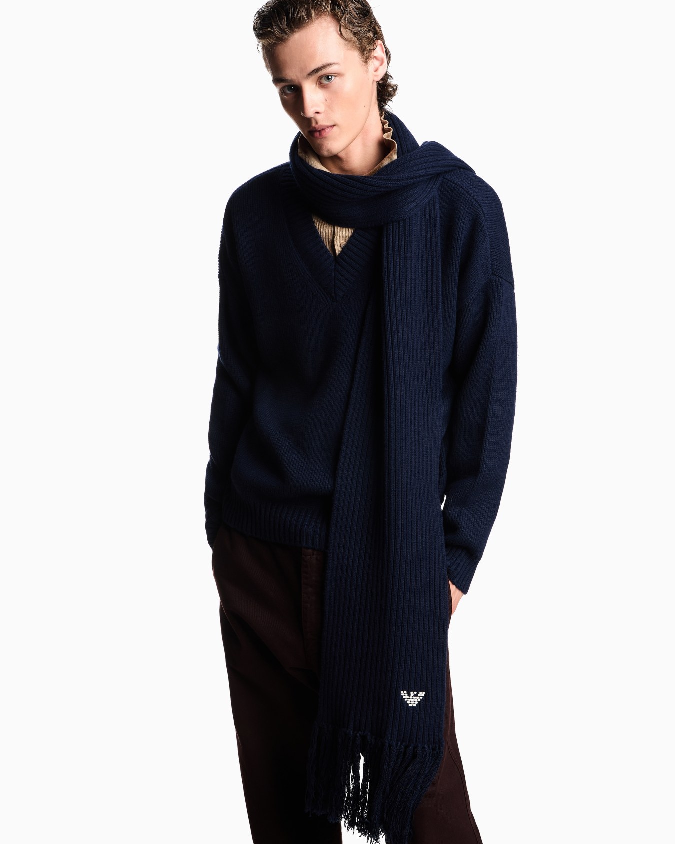 New York capsule collection ribbed wool-blend scarf Slide 2