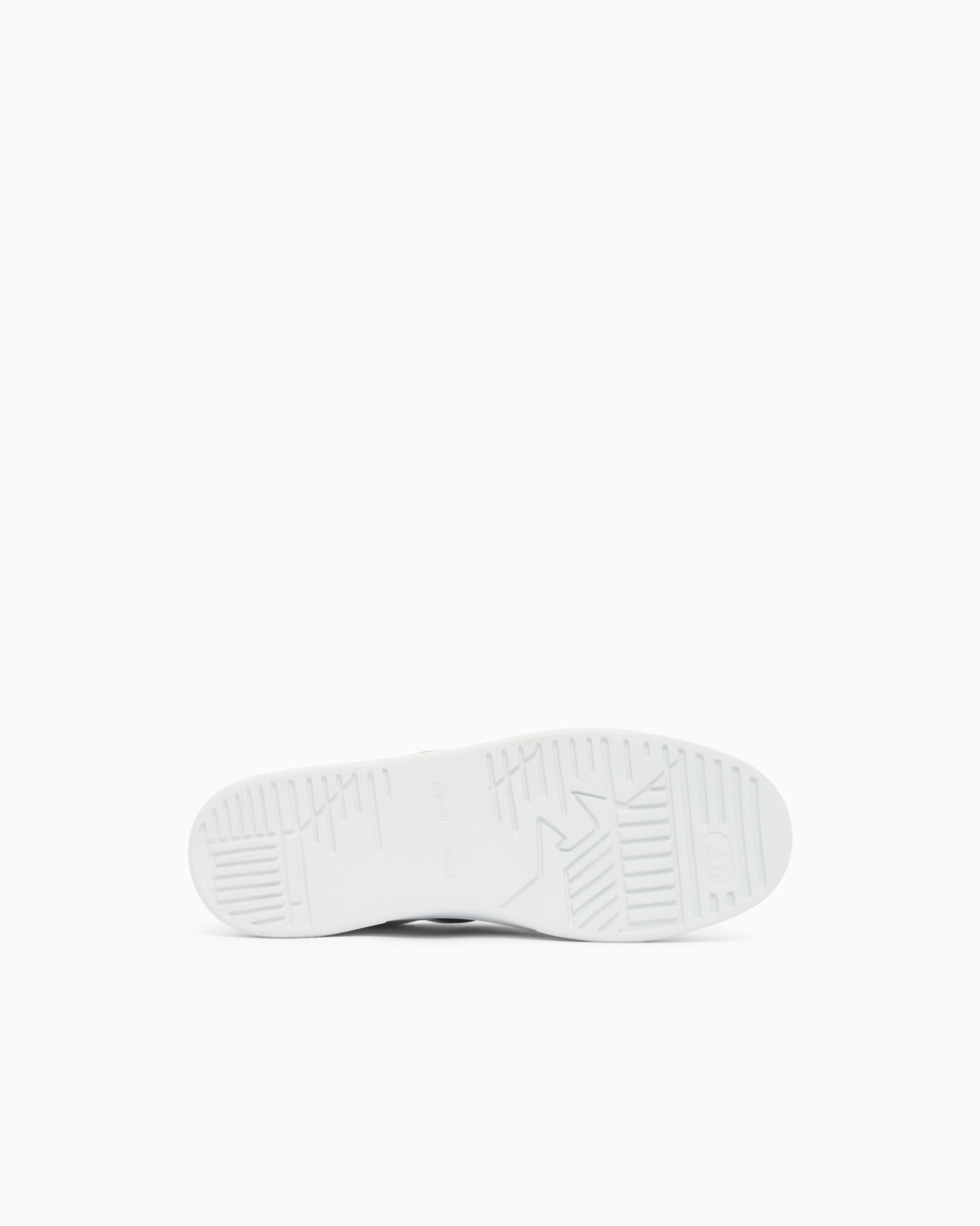 Leather sneakers with an embossed logo and contrasting panel Slide 5