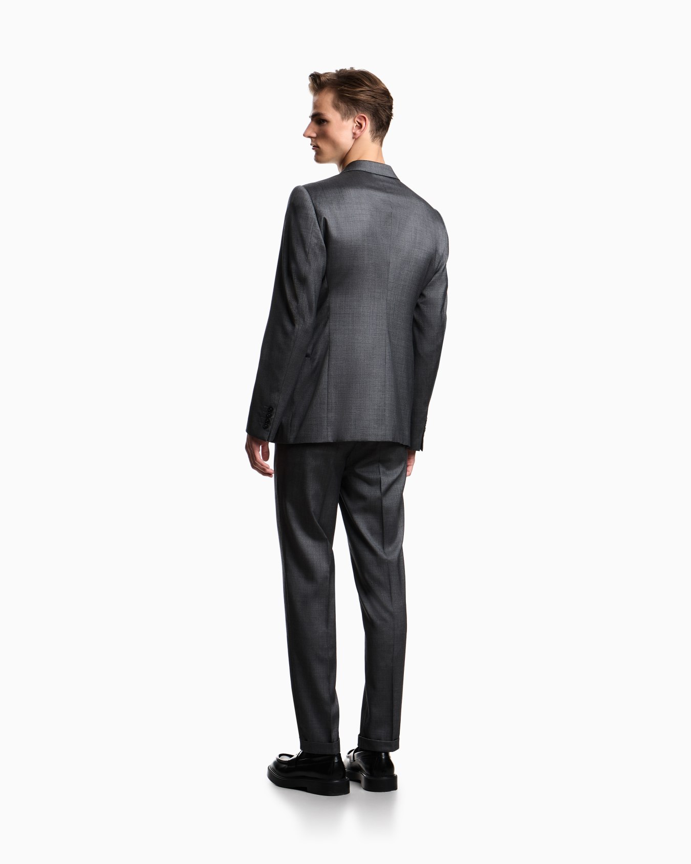 Single-breasted suit with micro jacquard made of a wool and silk blend Slide 2