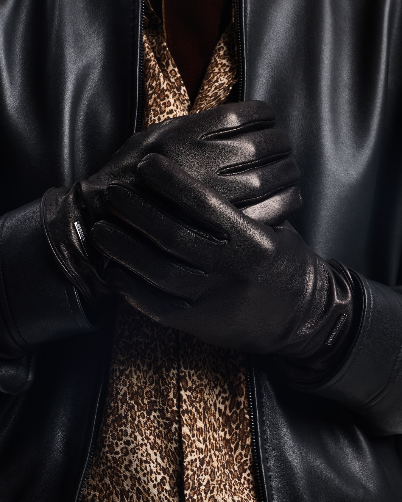 Lambskin gloves Slide 2