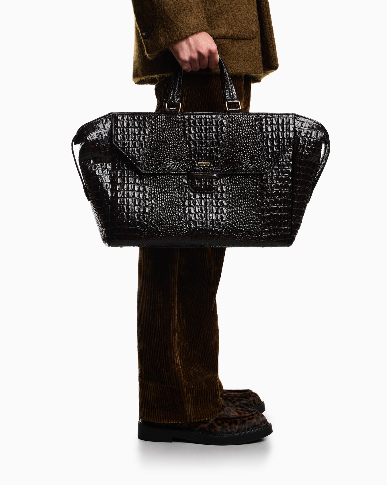 Crocodile-embossed leather briefcase Slide 5