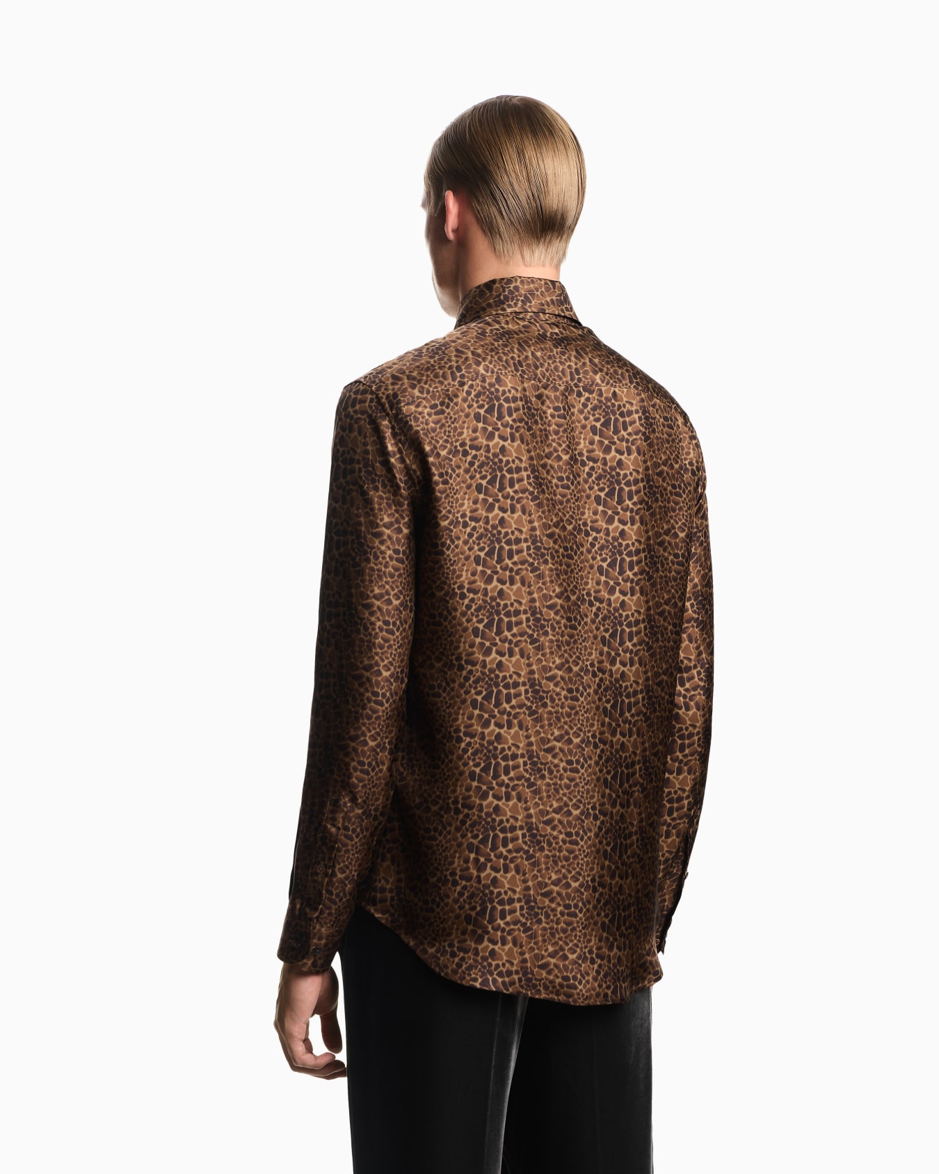 Animal-print silk shirt Slide 2