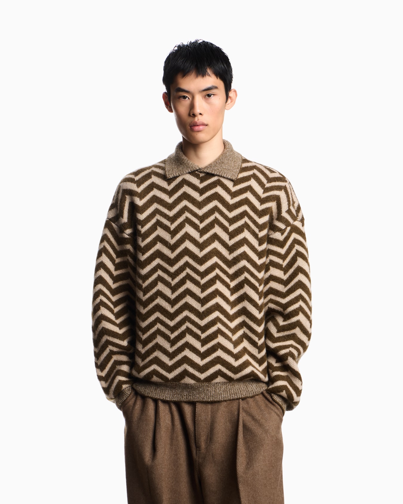 Pullover aus Wollmischgewebe in Jacquard-Verarbeitung mit Chevron-Motiv Folie 3