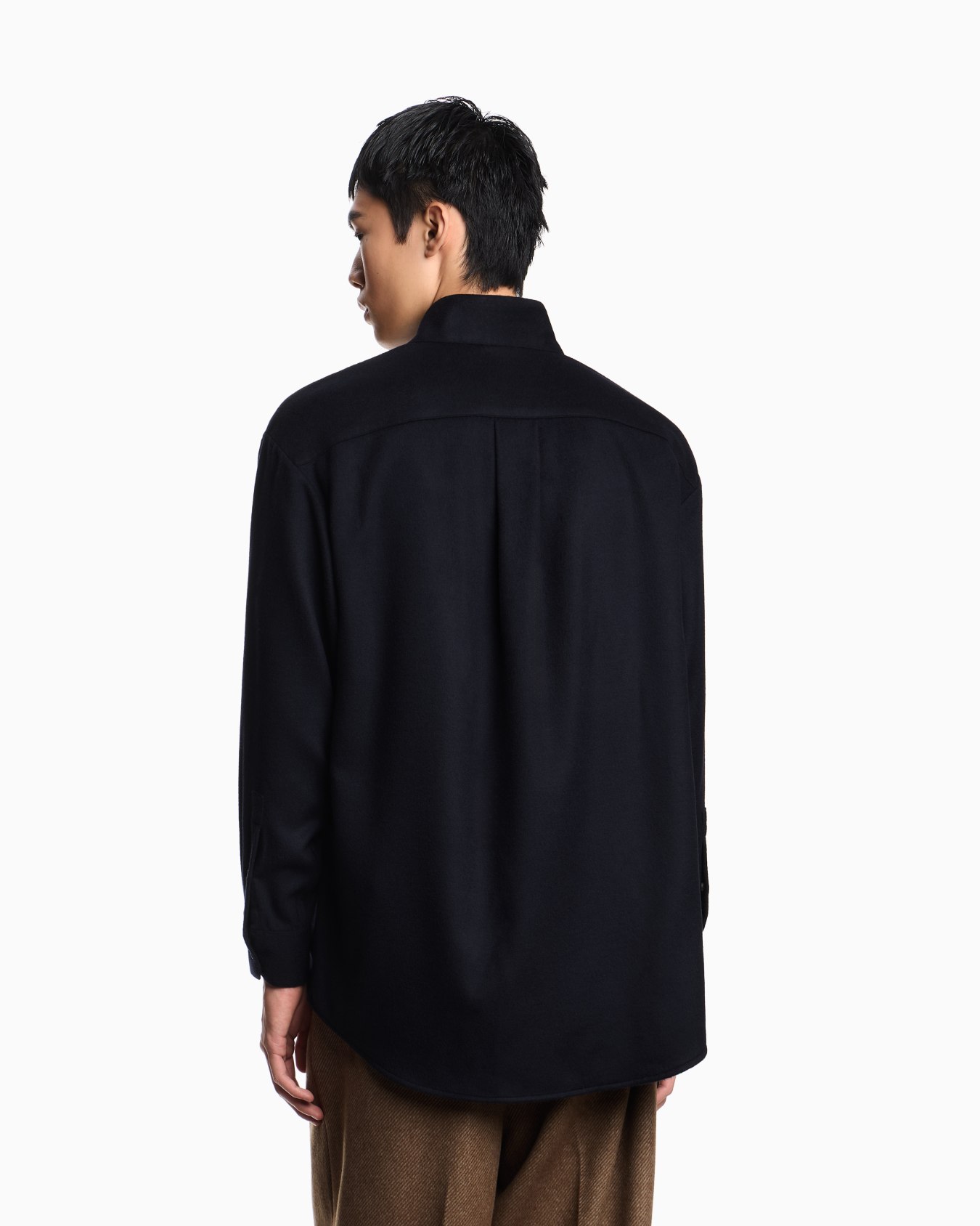 Virgin-wool oversized shirt with a guru collar  Slide 2