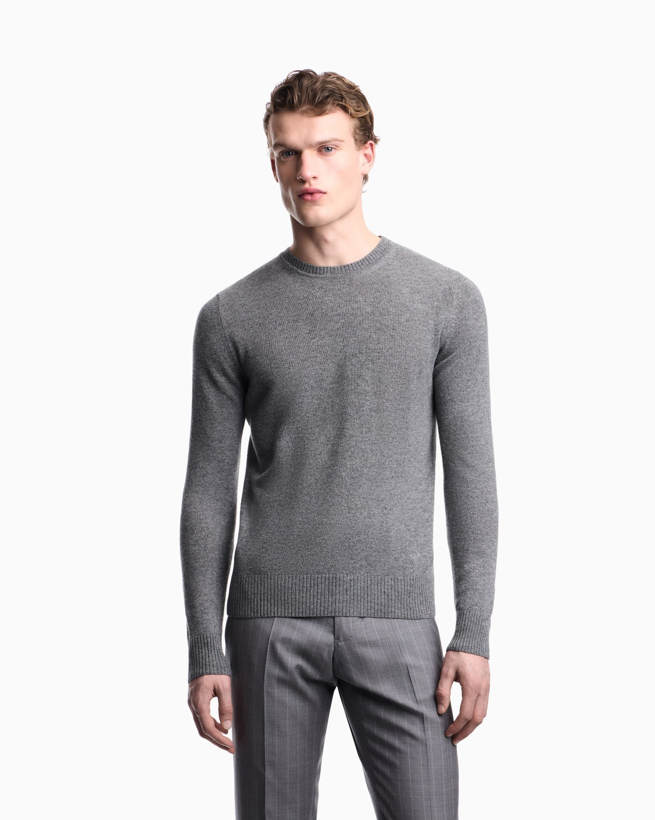 Plain-knit pure cashmere jumper Slide 3