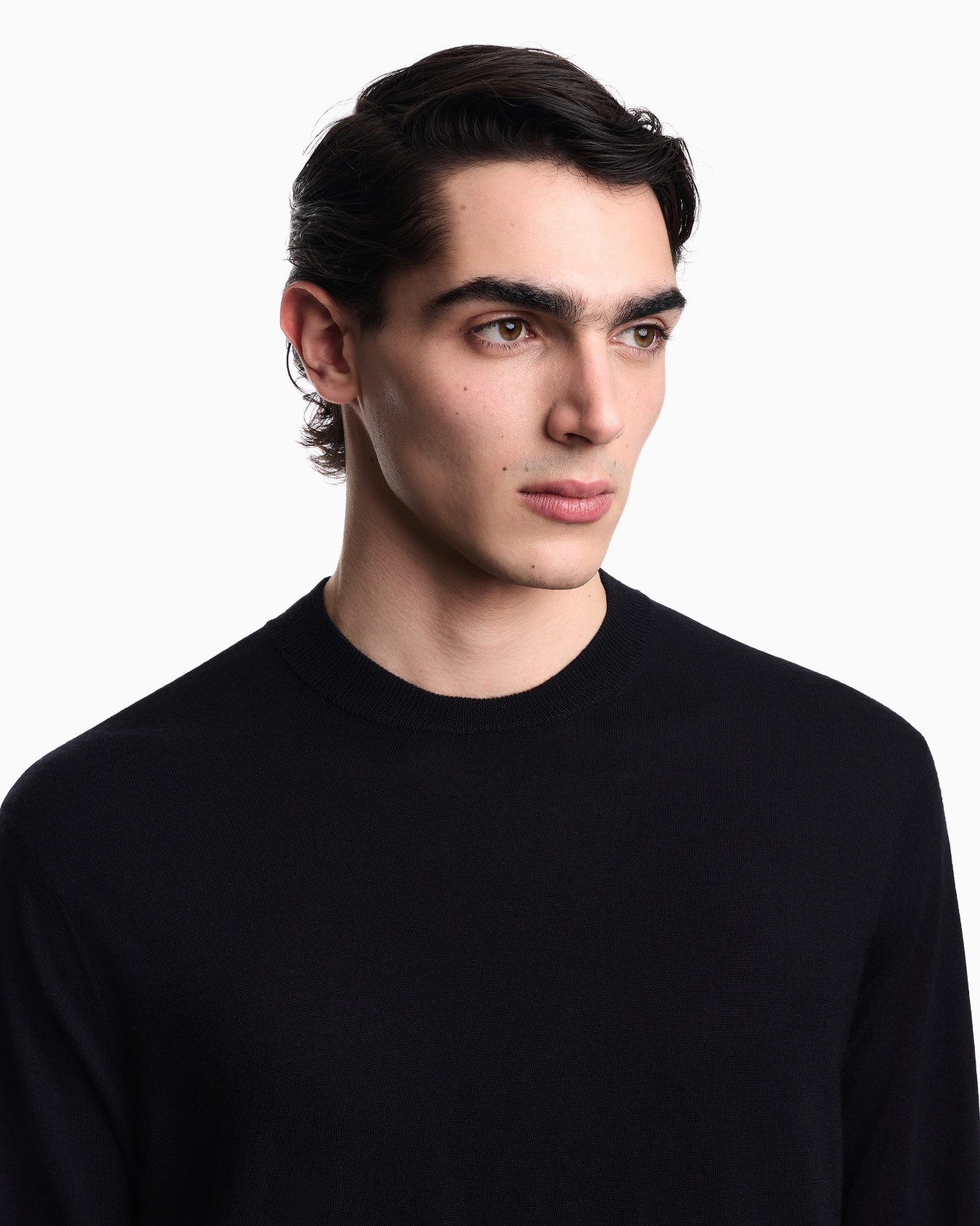 Travel Essential plain-knit virgin-wool jumper Slide 4