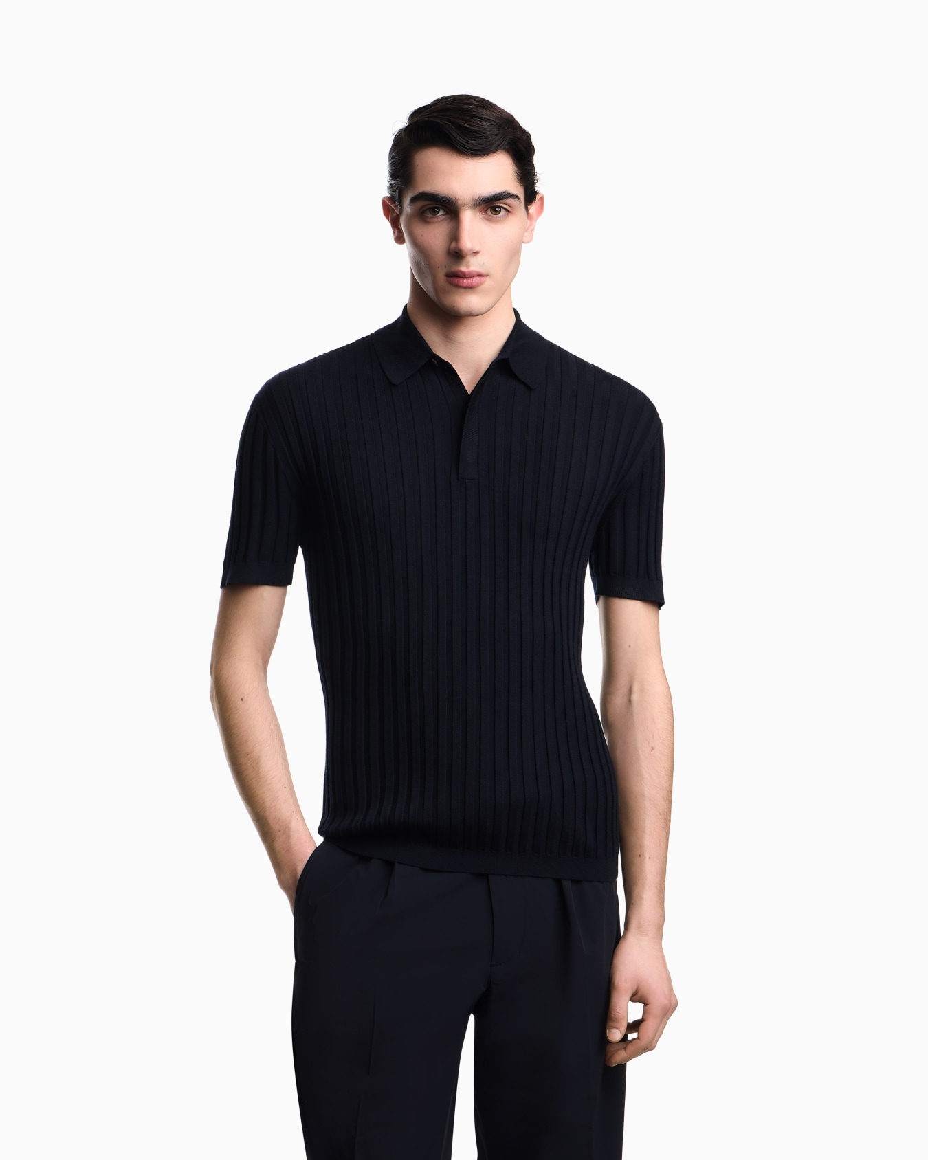 Travel Essential jacquard polo collar sweater Slide 3