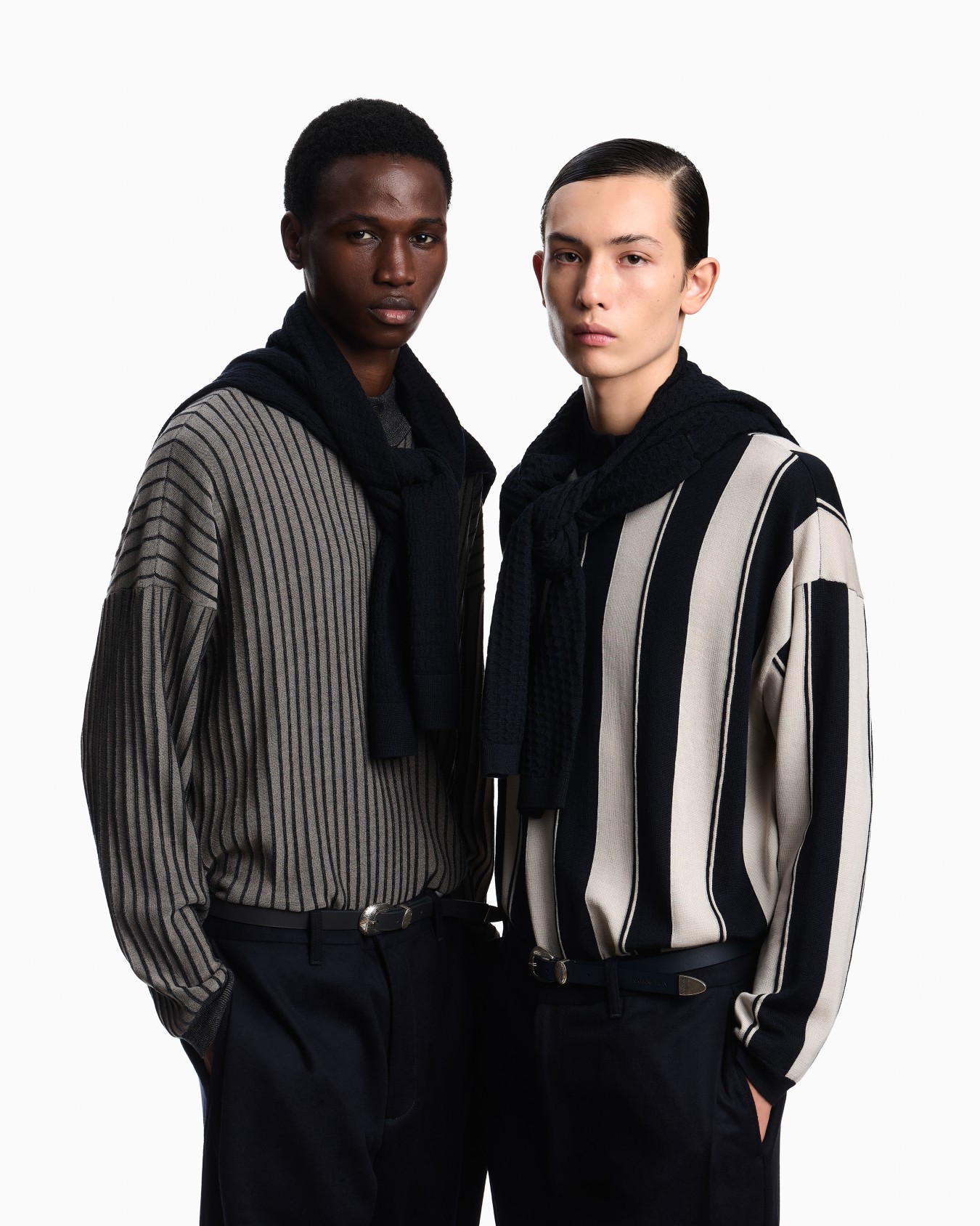 Jersey en punto jersey de lana virgen con intarsia a rayas Diapositiva 3