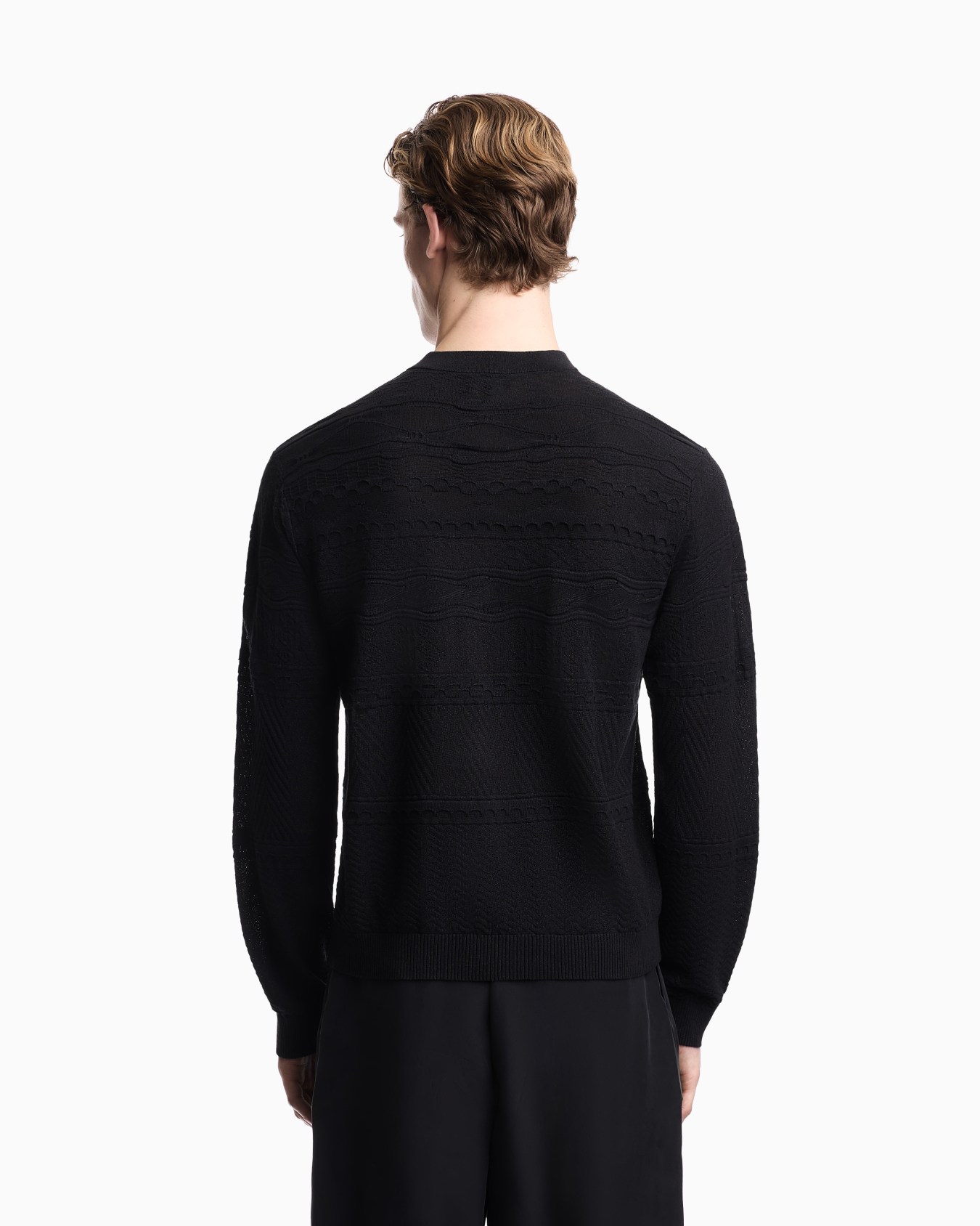 ヘンリーネックセーター リヨセル混紡 スライドする 2