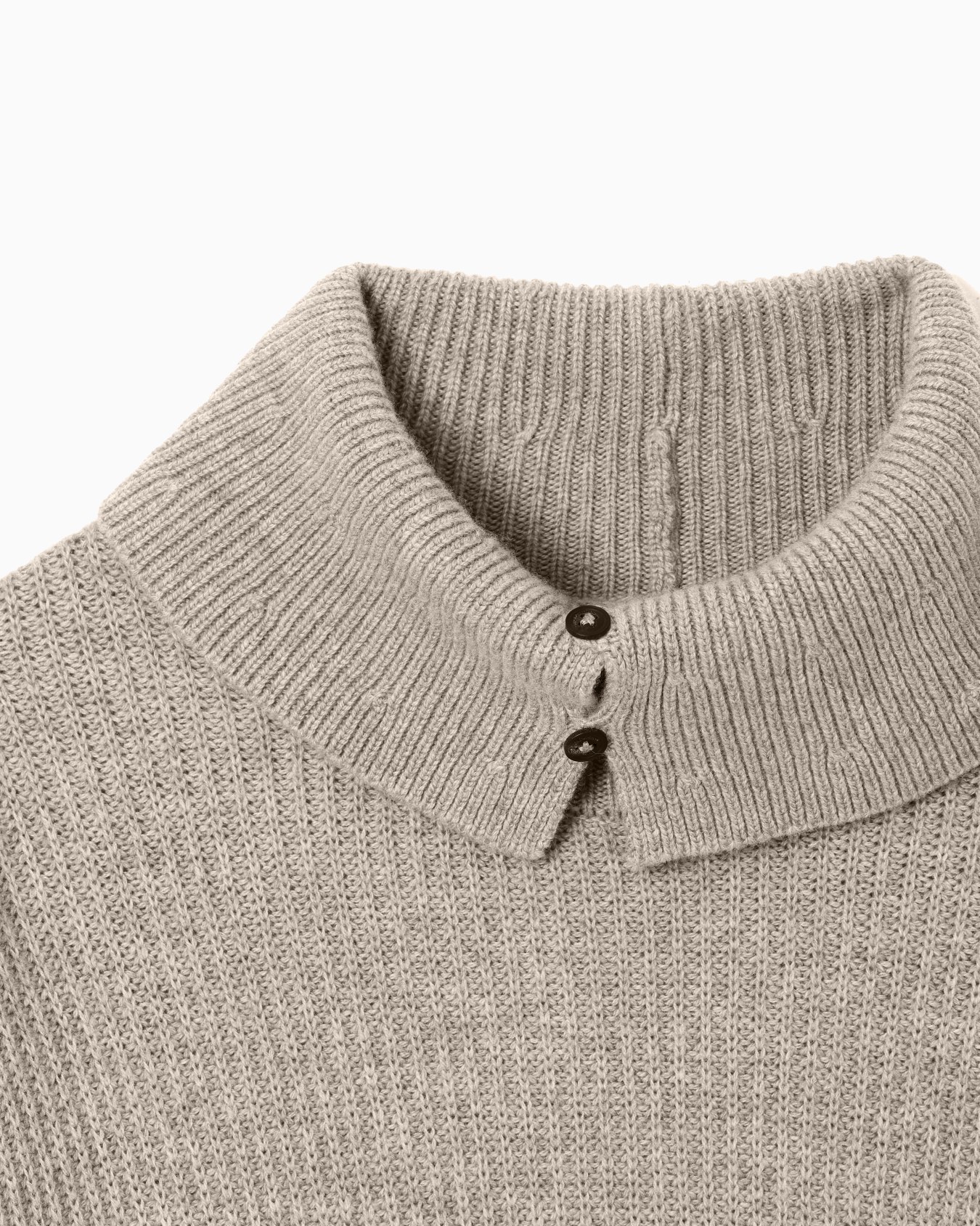 Jersey de cuello alto en lana virgen con punto de canalé inglés Diapositiva 4