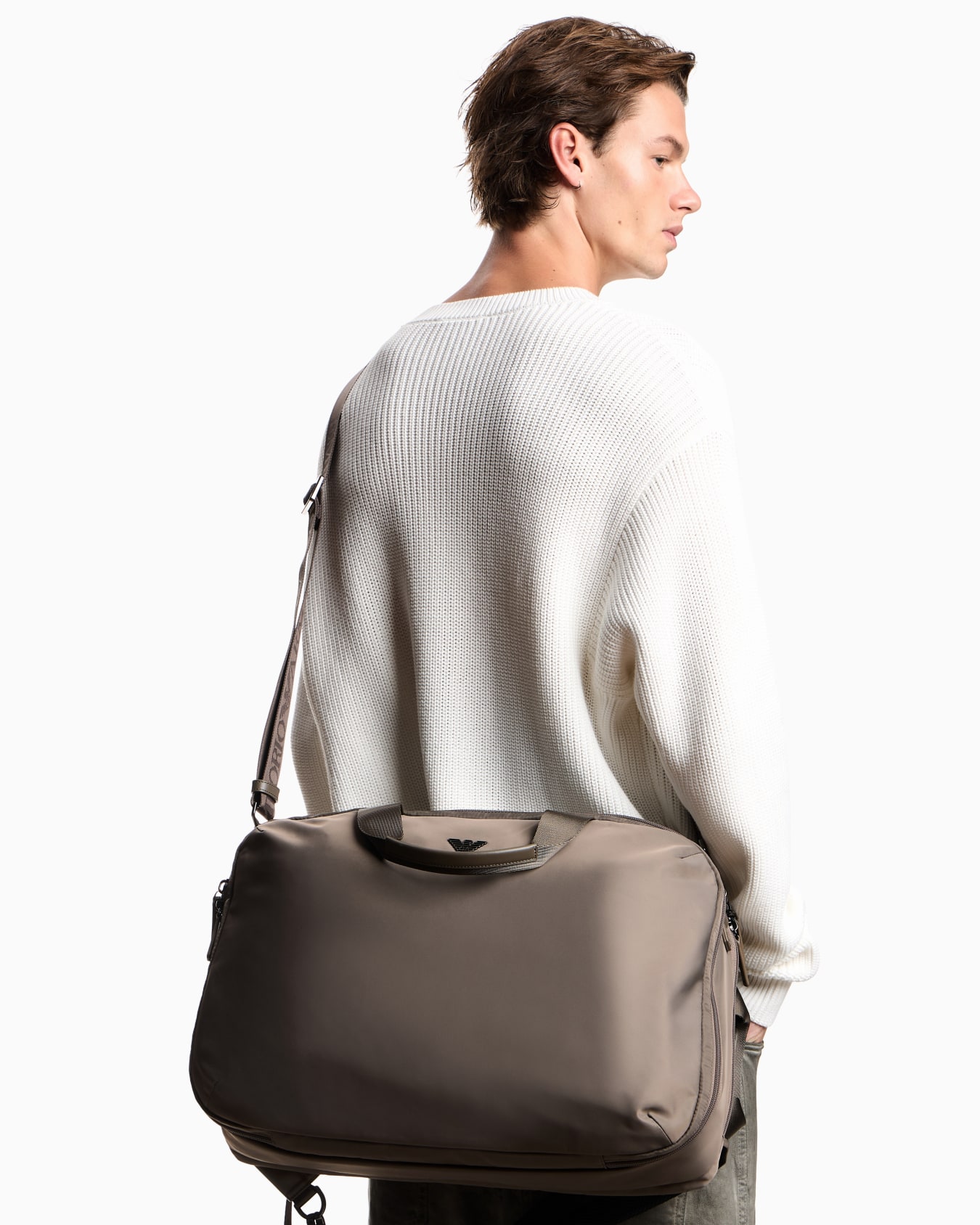 Travel & Luggage Slide 7