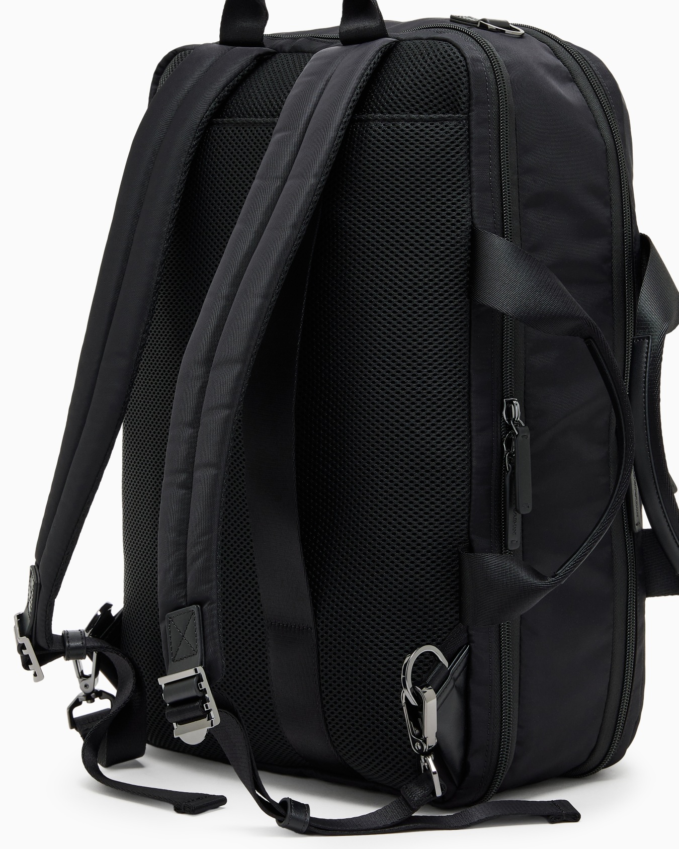 Travel & Luggage Slide 4