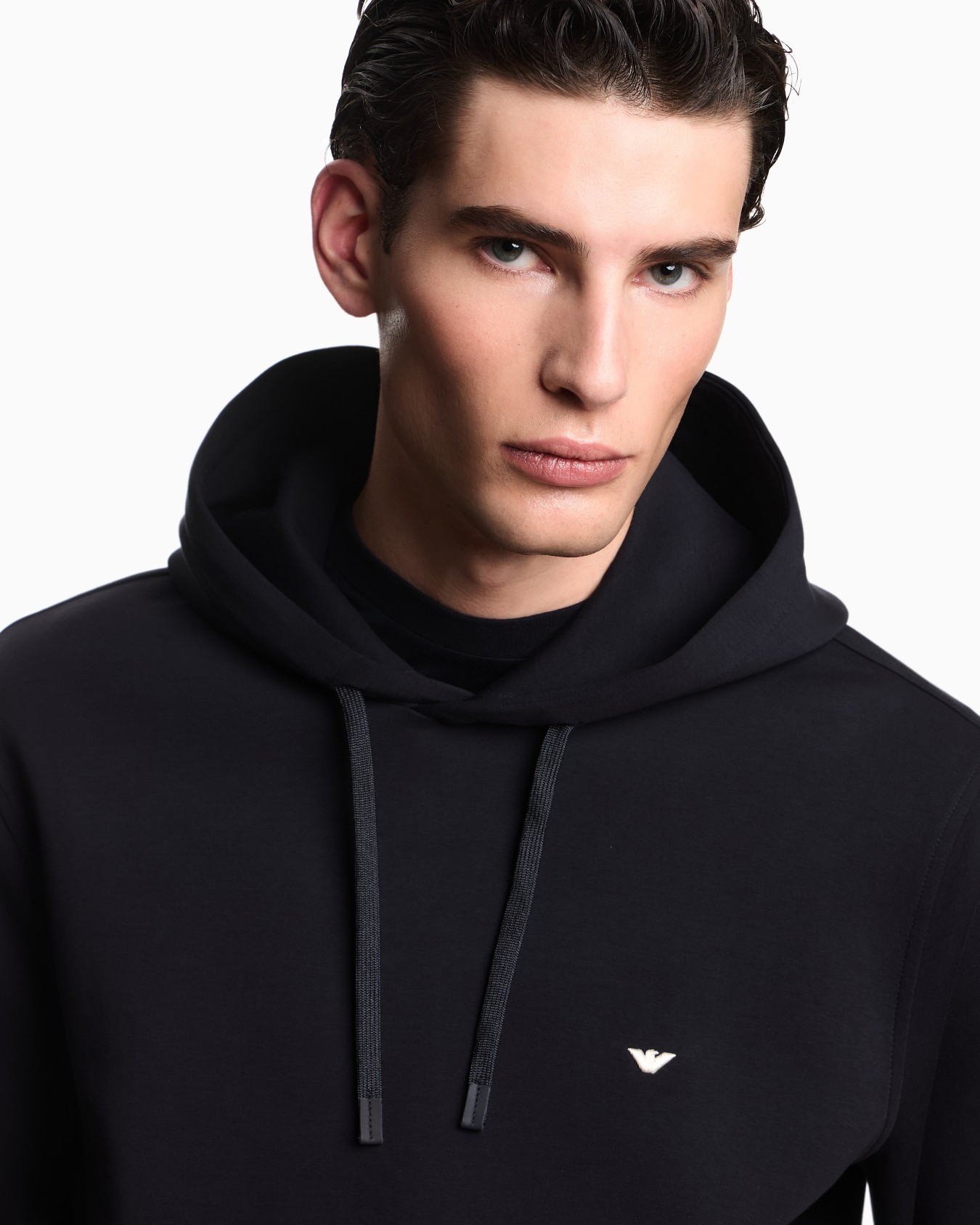 Double-jersey hooded sweatshirt with embroidered micro eagle logo Slide 6