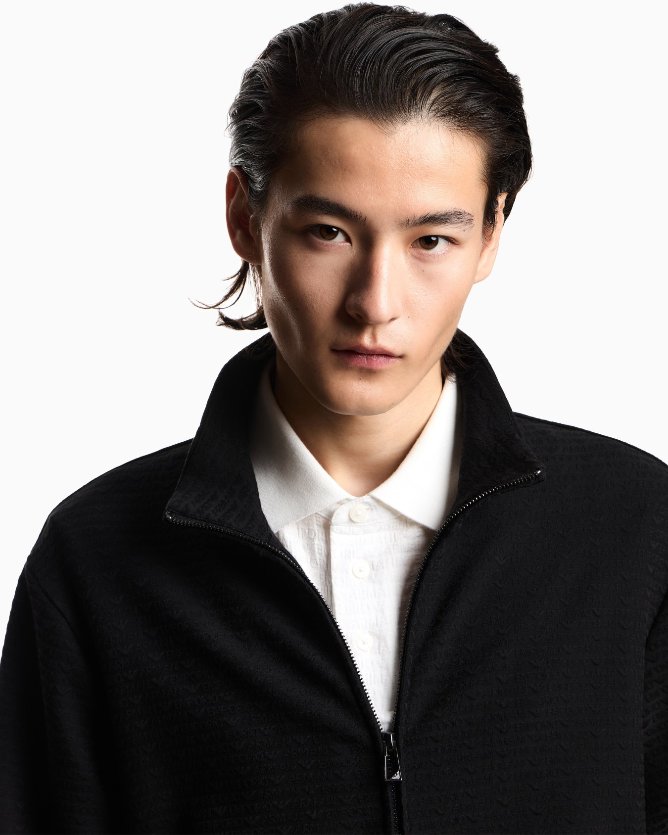 Full-zip sweatshirt in a Lyocell-blend interlock jersey with jacquard lettering Slide 6