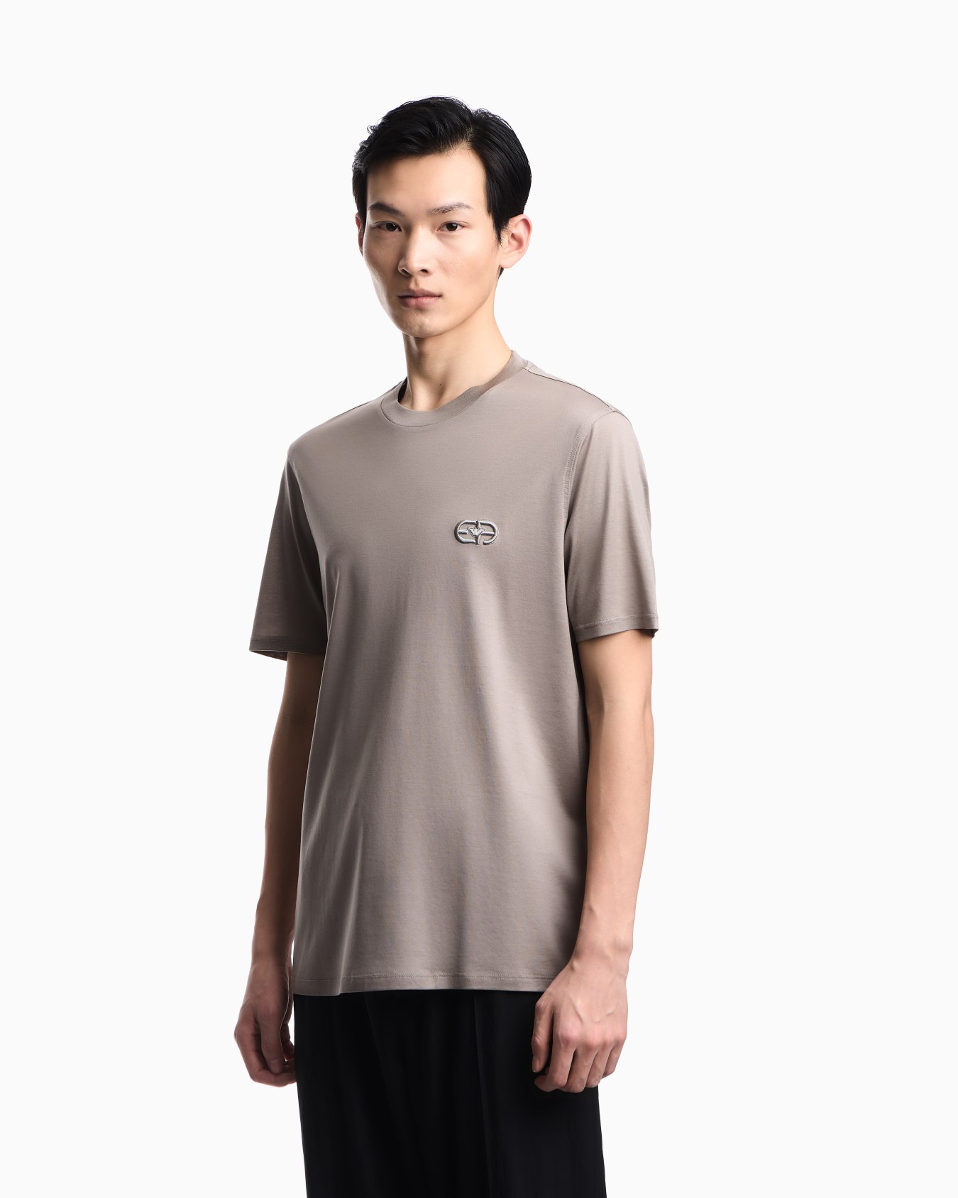 T-Shirt aus einer Jersey-Lyocell-Mischung mit EA-Logo-Stickerei Folie 3