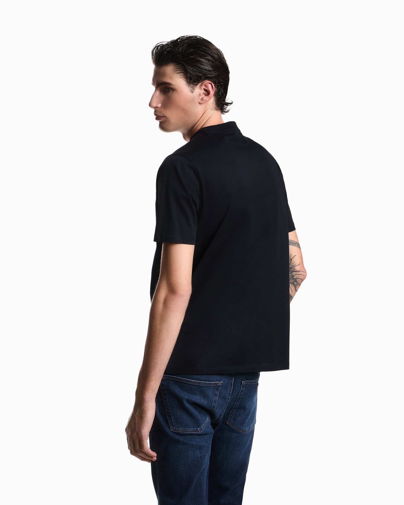 Jersey T-shirt with matching intarsia logo Slide 2