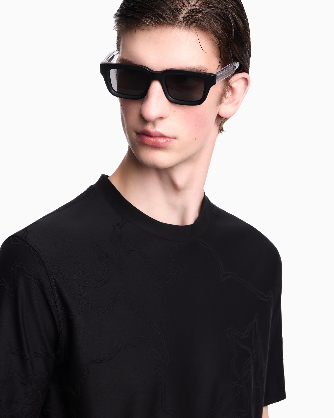 T-shirt in jersey jacquard motivo all over Slide 5