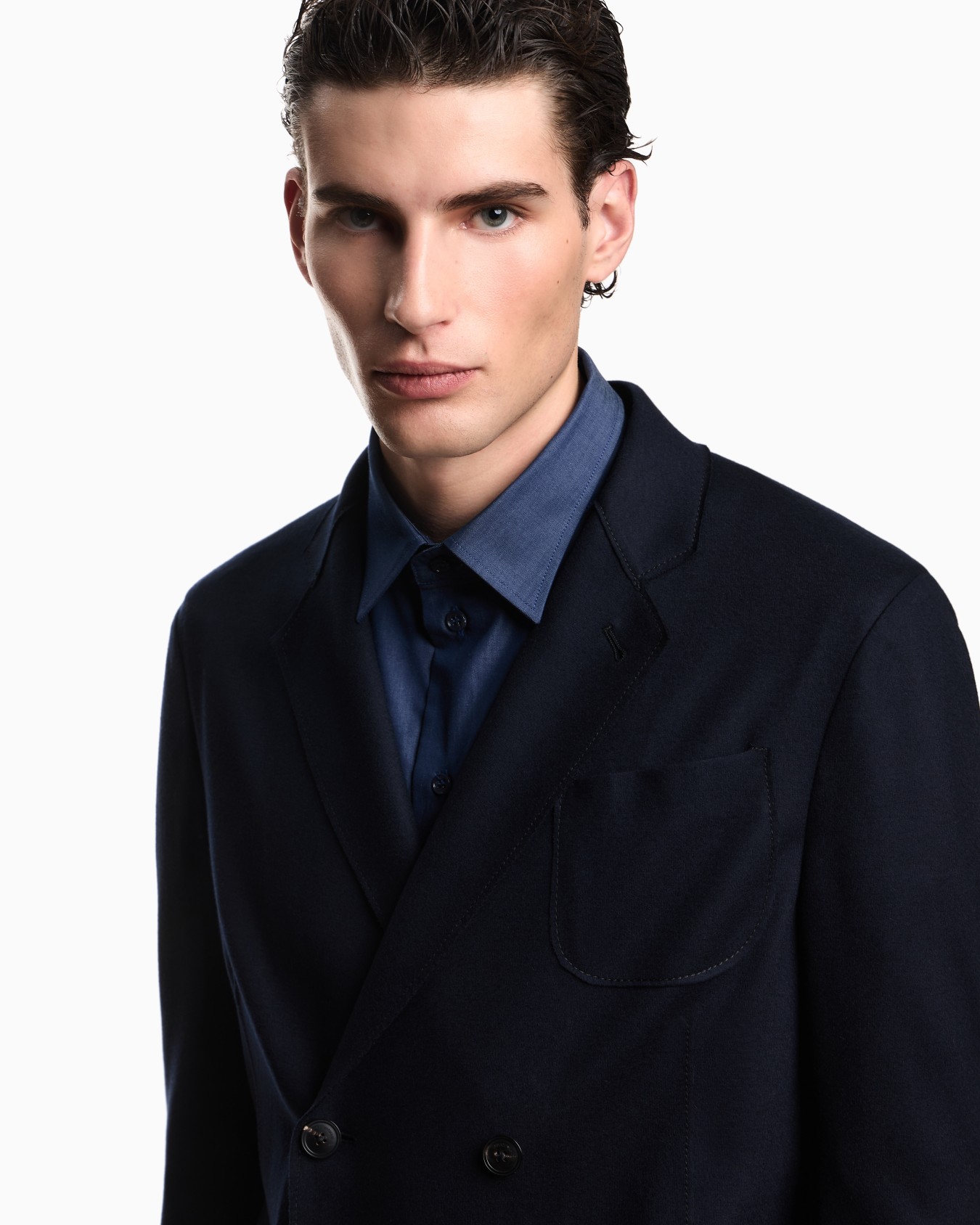 Double-breasted blazer in ultra-lightweight compact wool jersey Slide 4