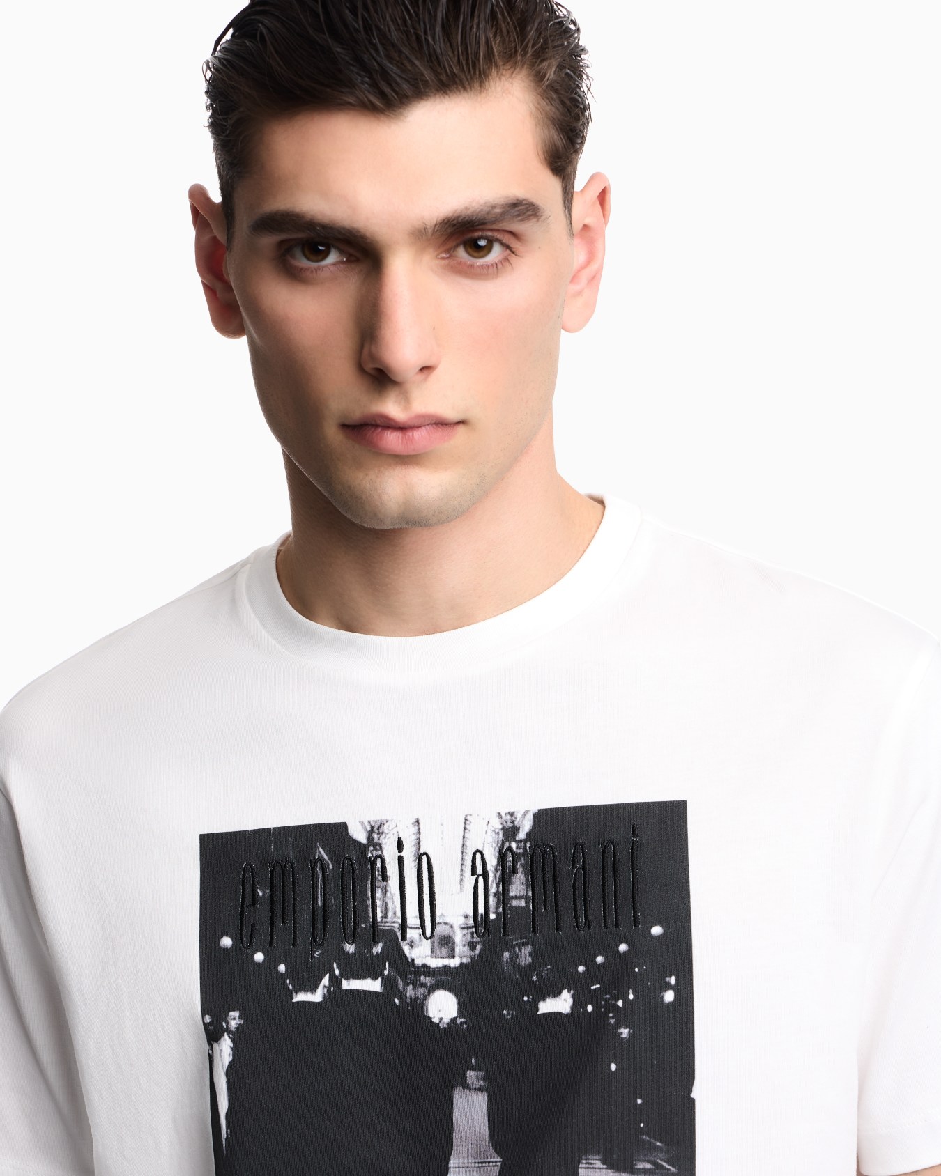 Icon jersey T-shirt with photographic print and embroidery Slide 4