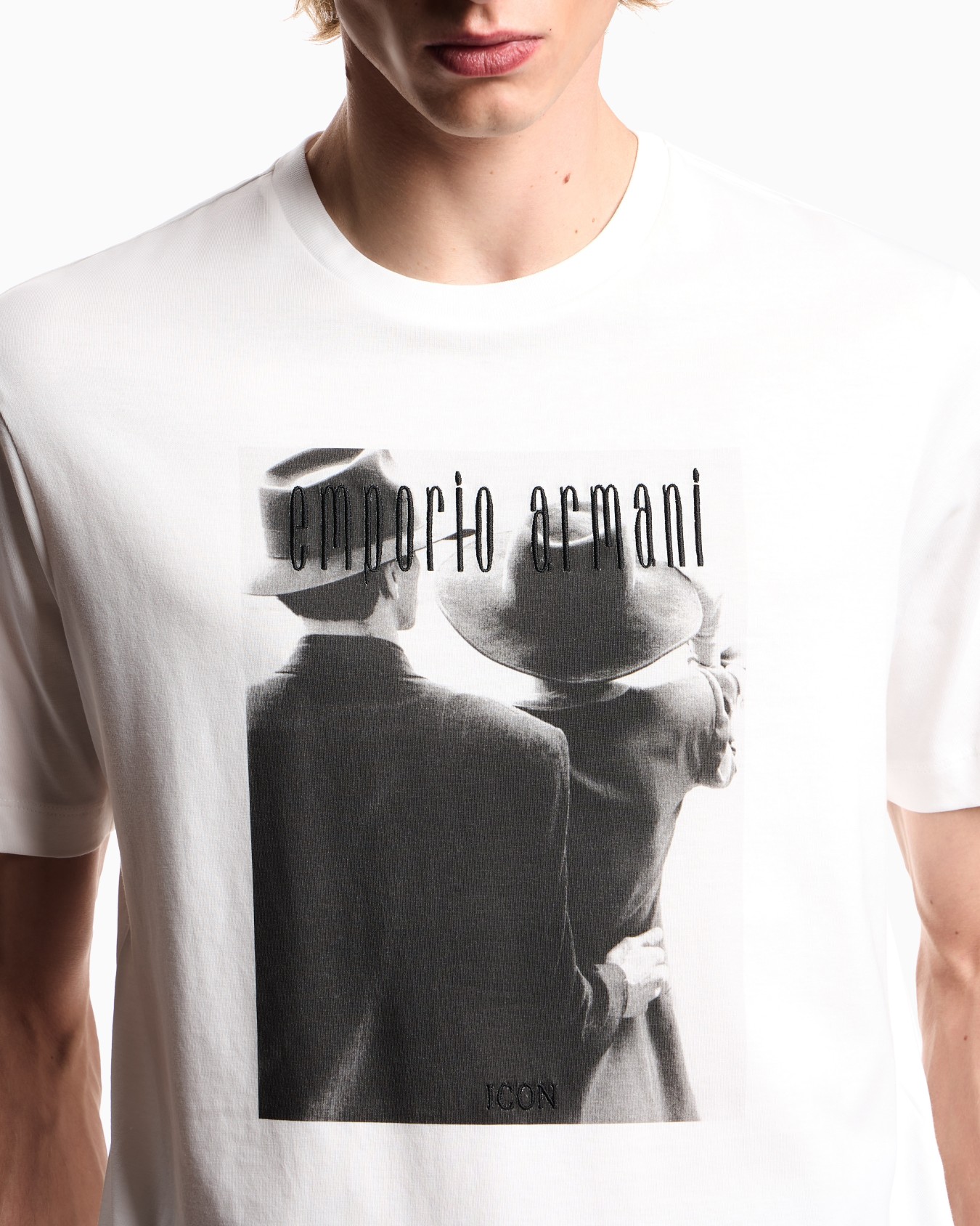 Jersey T-shirt with photographic print and Icon embroidery Slide 4