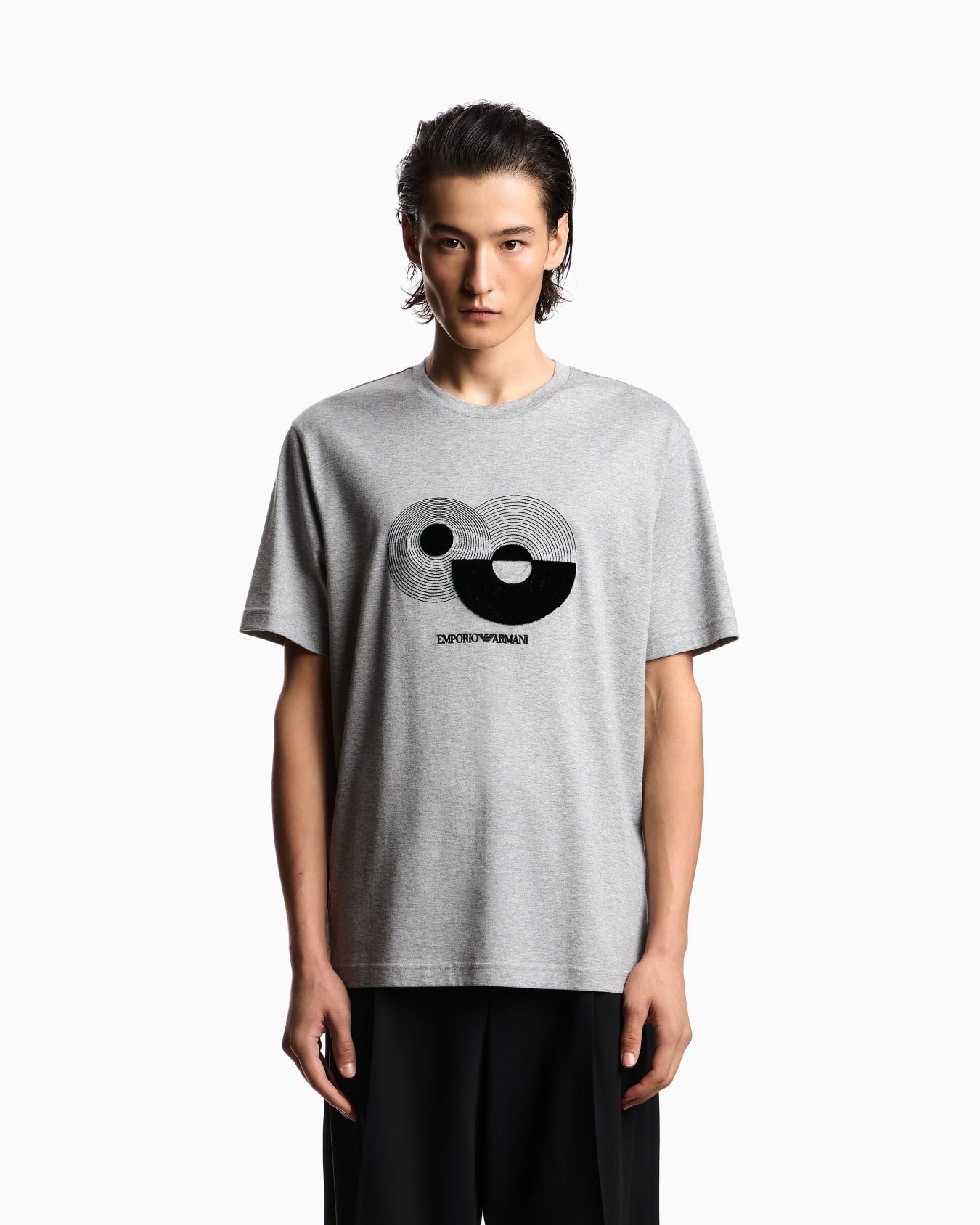 Jersey T-shirt with optical embroidery Diapositiva 3