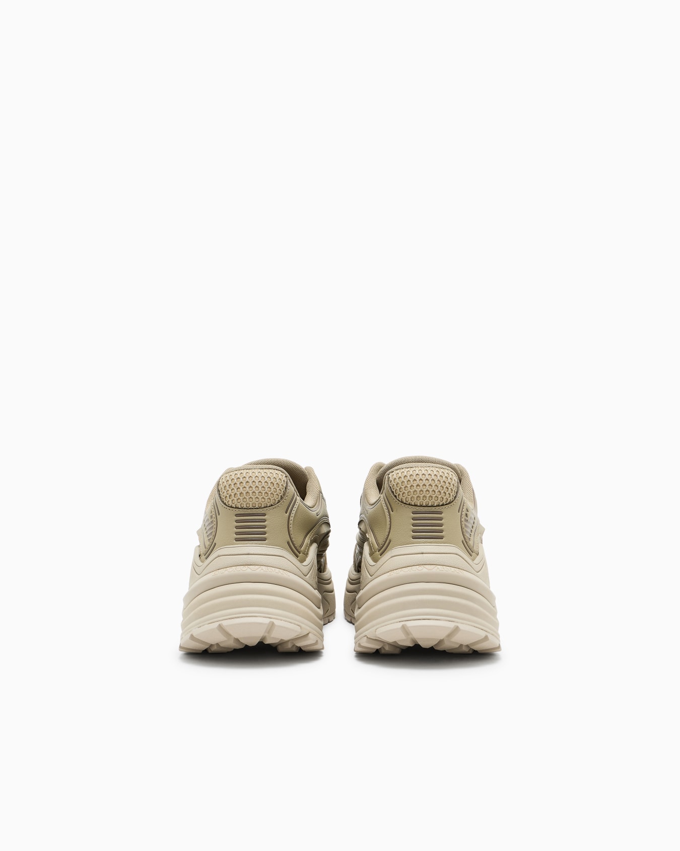 Suede and mesh sneakers Slide 3