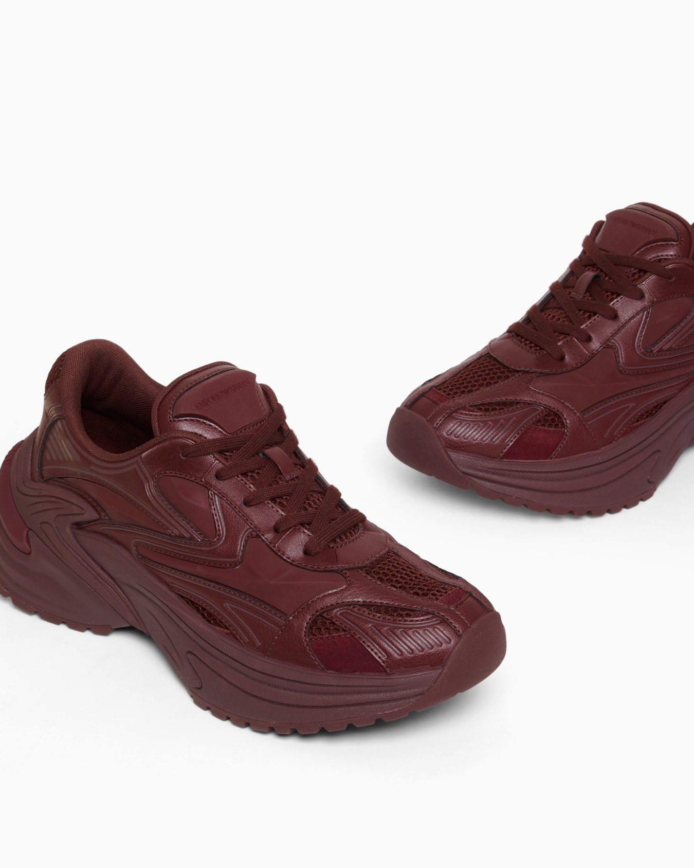 Suede and mesh sneakers Slide 4