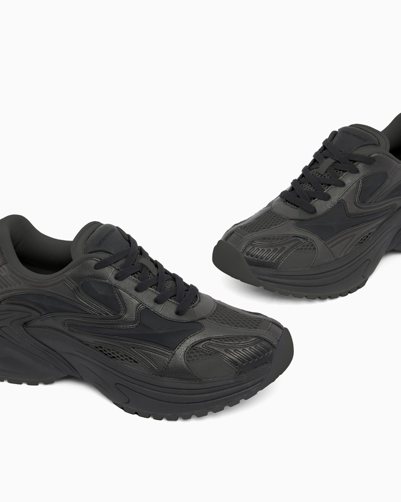 Suede and mesh sneakers Slide 4