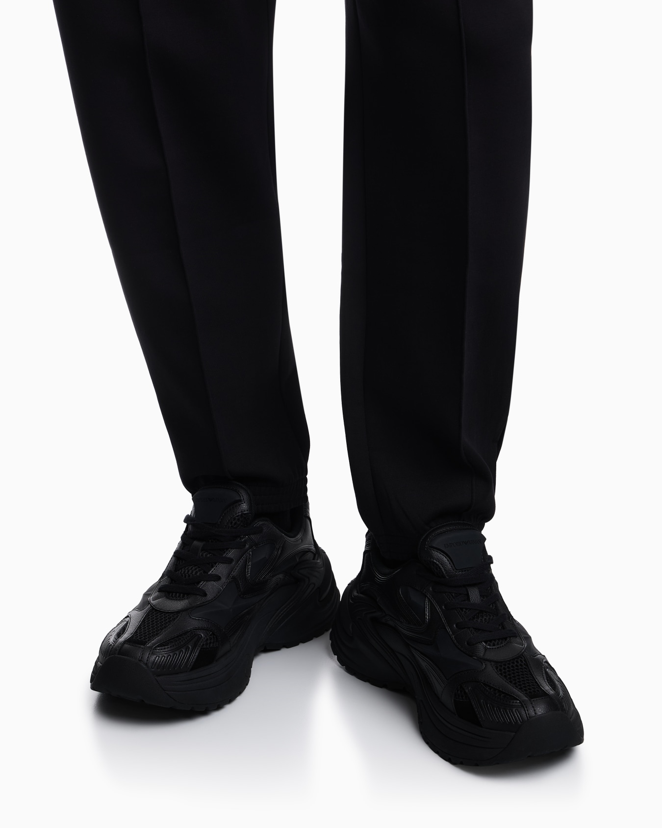 Suede and mesh sneakers Slide 5